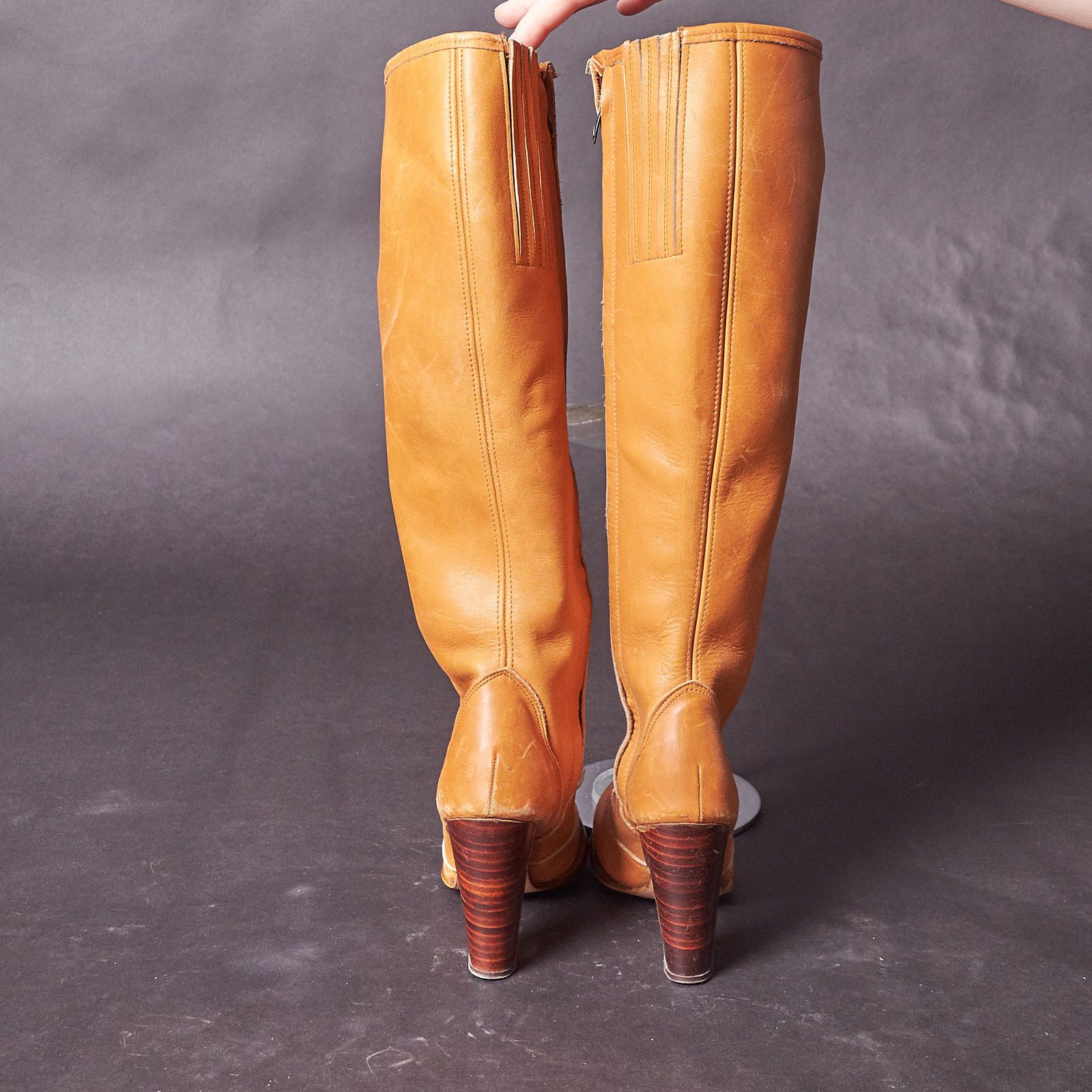 Vintage 1980s El Greco Buckskin Leather Tall Heeled Boots Size US 5 / IT 35 - 4 Thumbnail