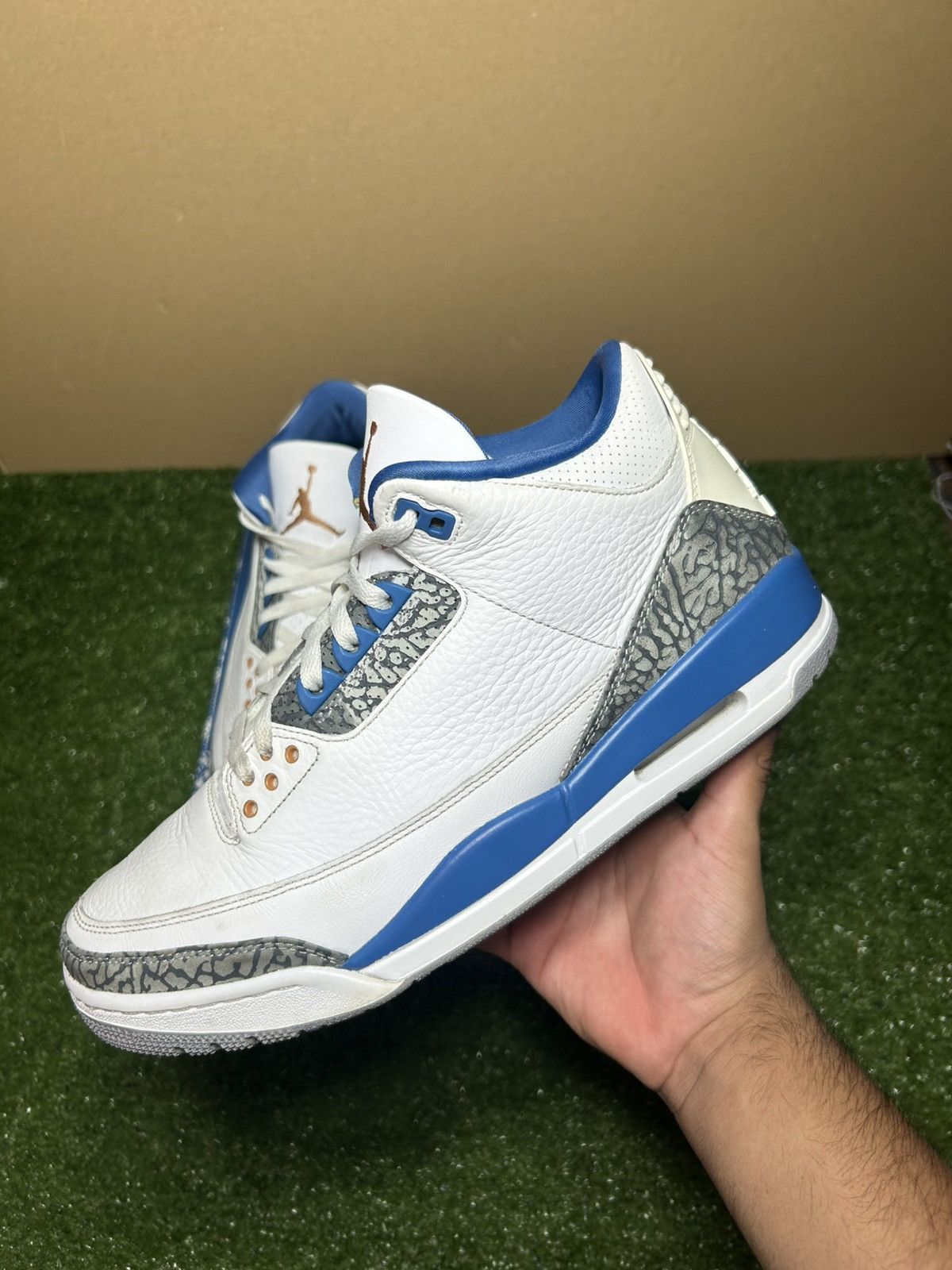 Jordan Brand Jordan 3 wizard Size US 11 / EU 44 - 2 Thumbnail
