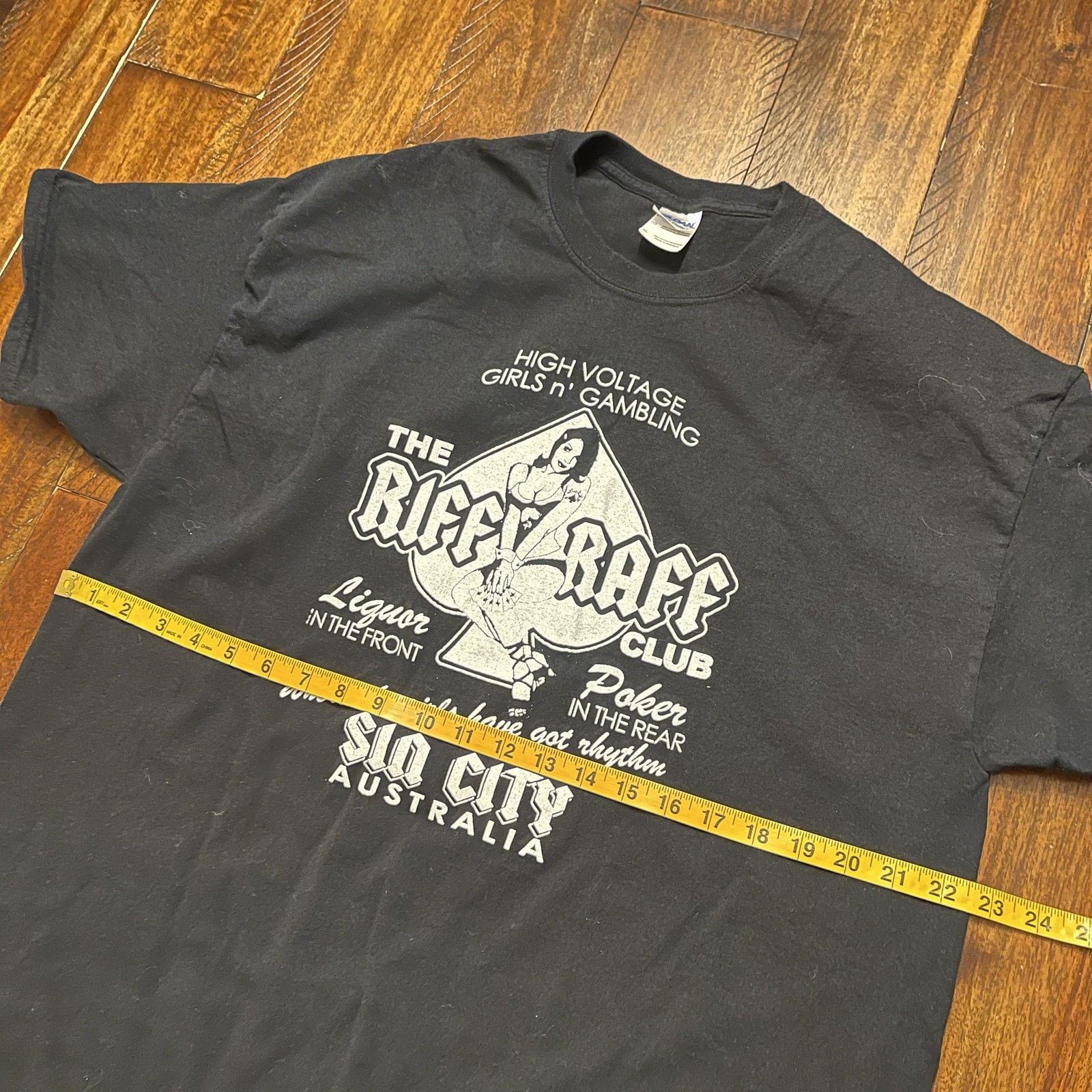 Gildan Riff Raff Club Sin City Australia Shirt XL Gildan Graphic T Size US XL / EU 56 / 4 - 6 Thumbnail