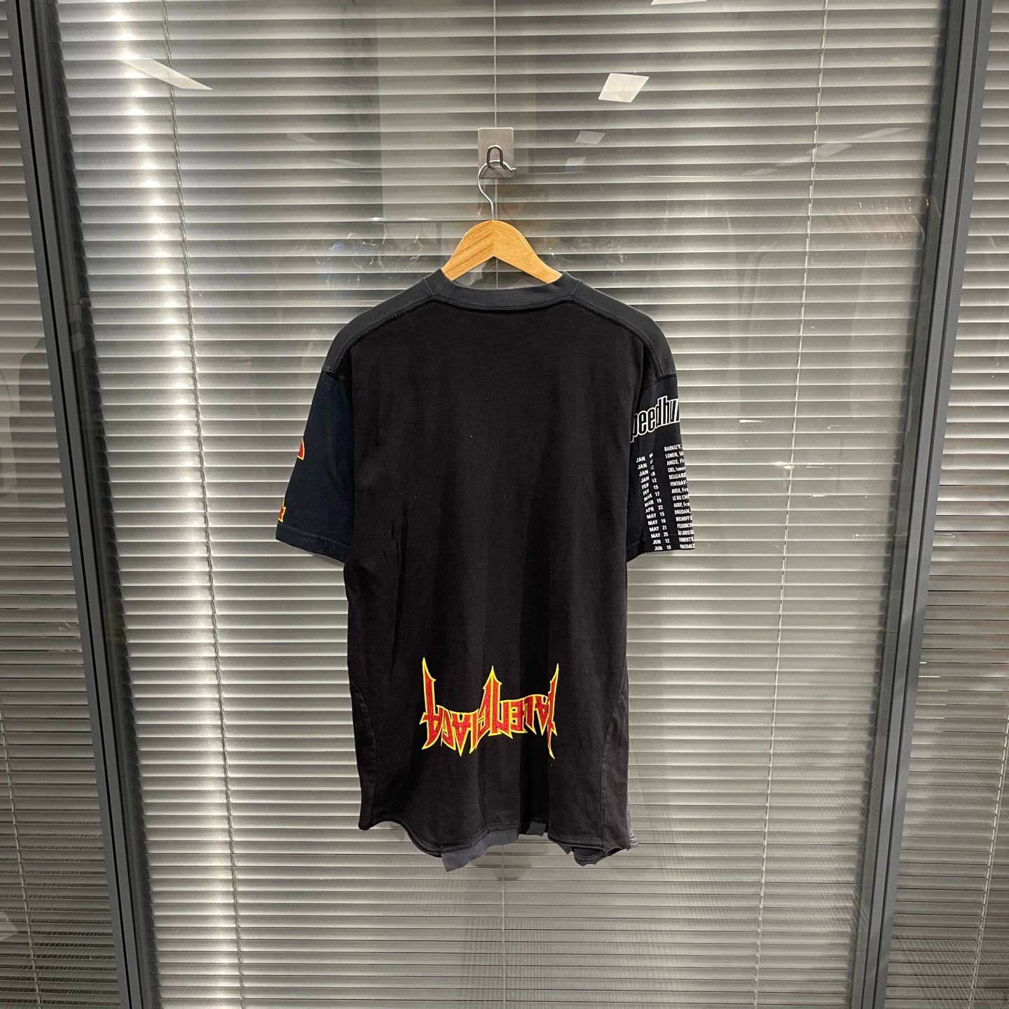 Balenciaga Balenciaga Inverted Speed Hunter Logo Short Sleeve T-Shirt 1 Size US S / EU 44-46 / 1 - 2 Thumbnail