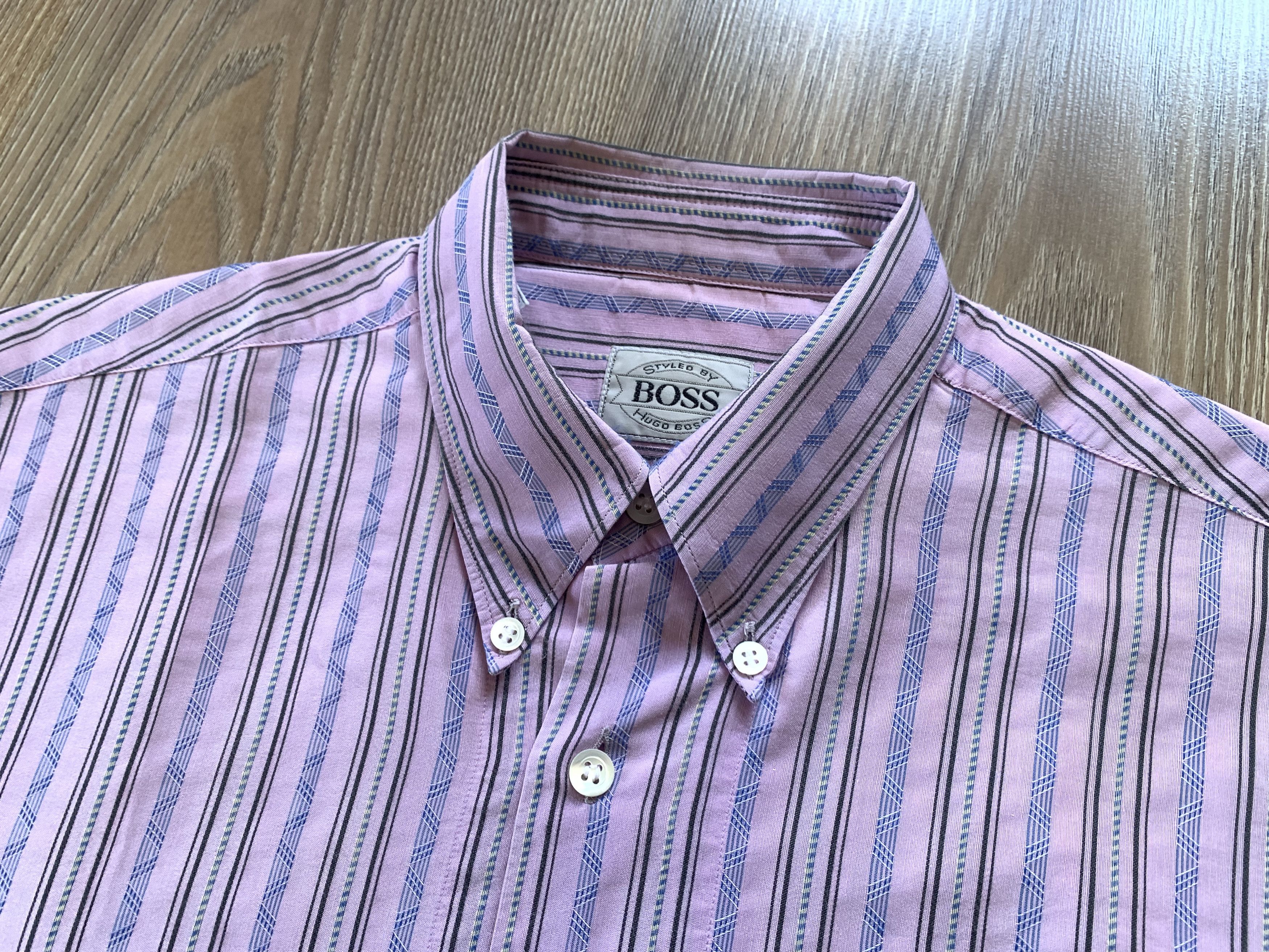 Hugo Boss Rare Retro Hugo Boss Stripe Short Sleeve Shirt Size US M / EU 48-50 / 2 - 6 Thumbnail