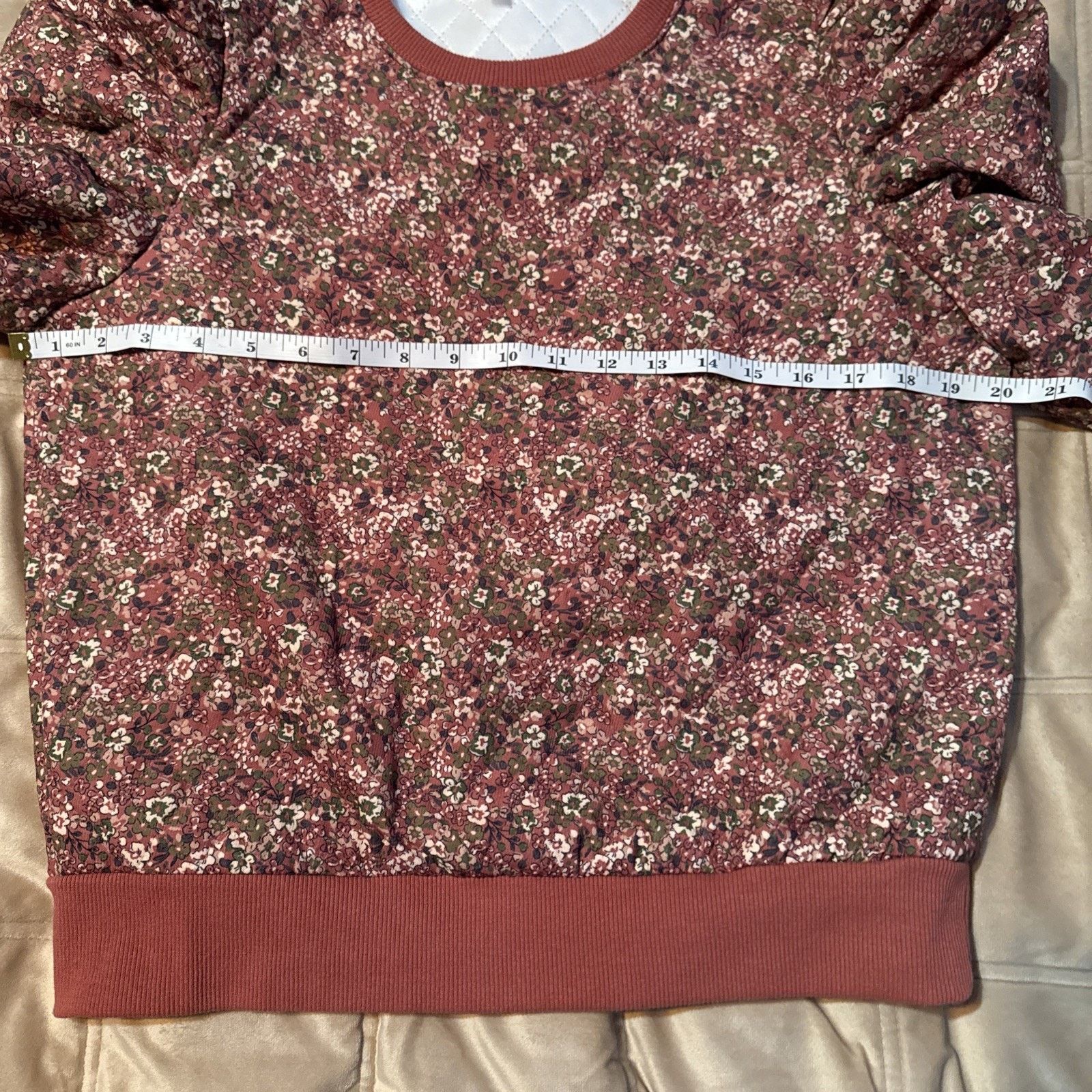 & Other Stories TCEC Women’s Quilted Puff Sleeved Top Sz M Prairie Core Size M / US 6-8 / IT 42-44 - 6 Thumbnail