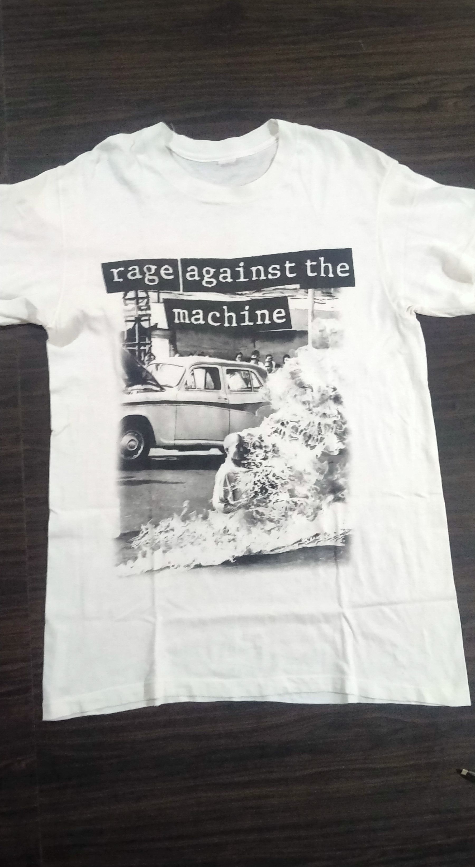 Band Tees × Vintage Rage Against The Machine Size US M / EU 48-50 / 2 - 1 Thumbnail