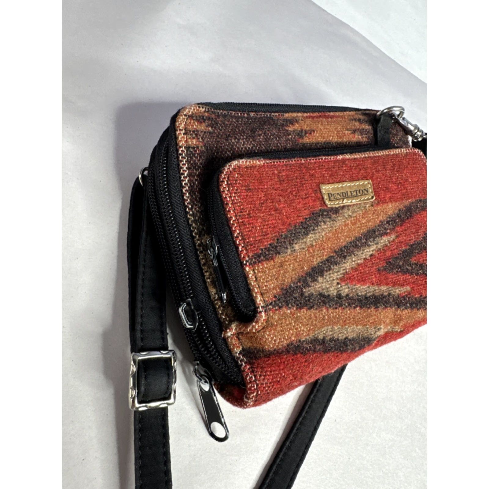 Pendleton Pendleton Crossbody Zip Around Bag Southwest Aztec Wool Wallet Organizer Clutch - Multicolor Wool, Black Lining, Zip, Crossbody Strap, Small, Women Size ONE SIZE - 7 Thumbnail