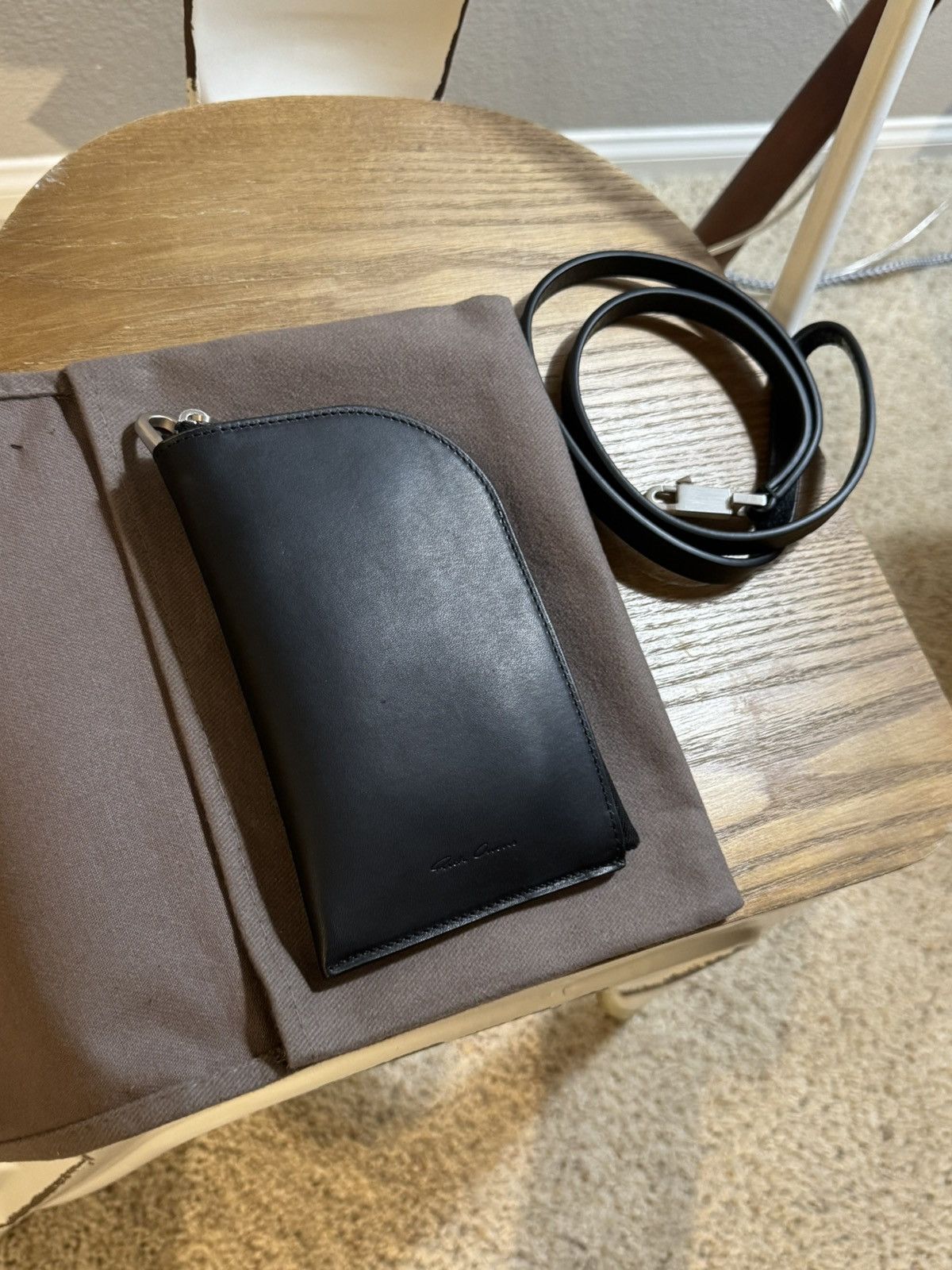 Rick Owens Leather Neck Wallet 財布 コインケース Neck Wallet in Black – SVRN