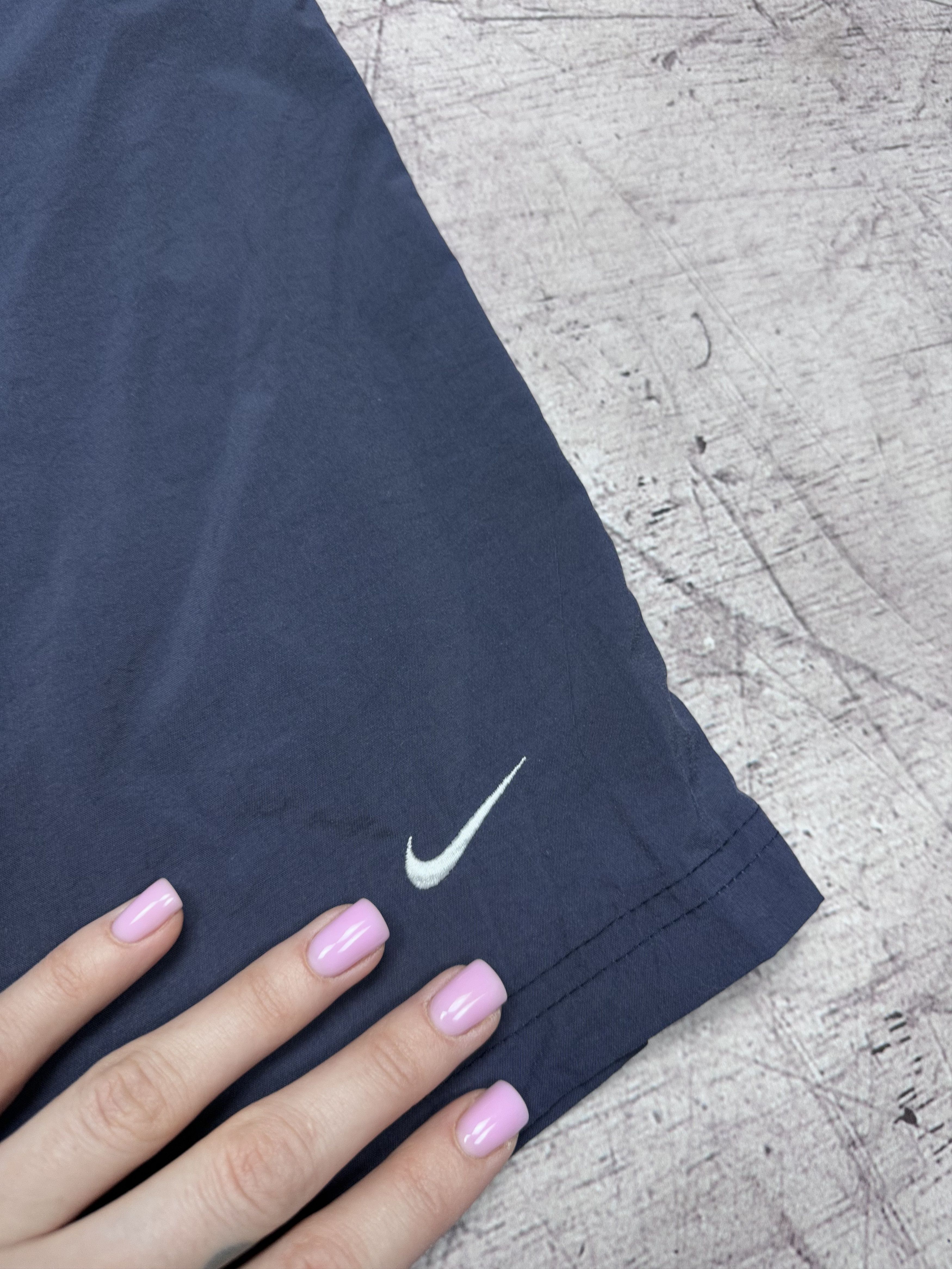 Nike Nike 90s Vintage Mens Nylon Shorts Size US 34 / EU 50 - 3 Thumbnail