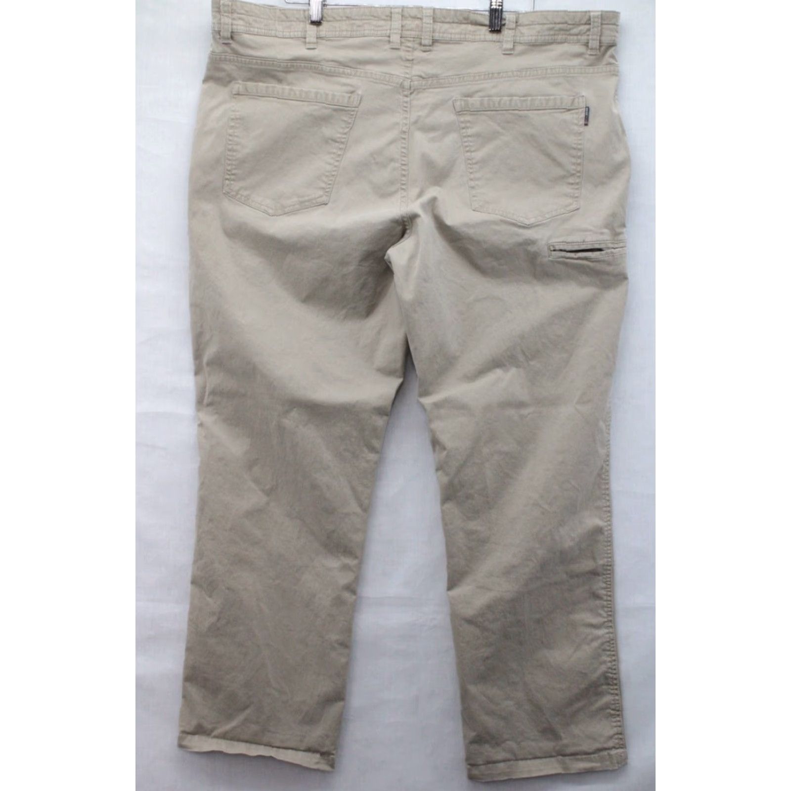 Vintage Swiss Tech Mens Pants 42x29 Khaki Tapered Stretch Chino Outdoor Hiking Size US 42 / EU 58 - 7 Thumbnail