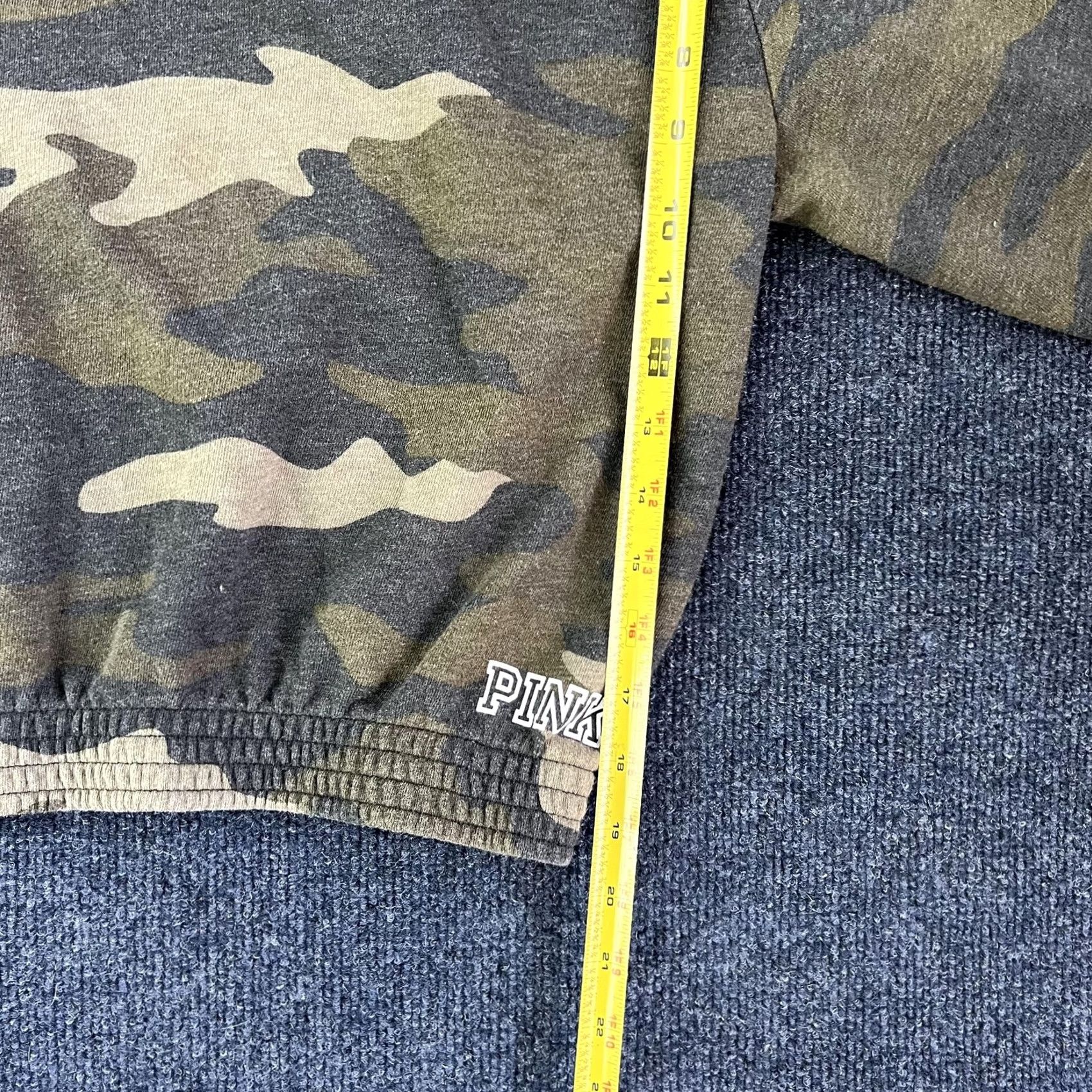 Vintage PINK Victoria's Secret Sweatshirt Womens Camo Quarter Zip Cropped Pullover XS Green Size XS / US 0-2 / IT 36-38 - 7 Thumbnail