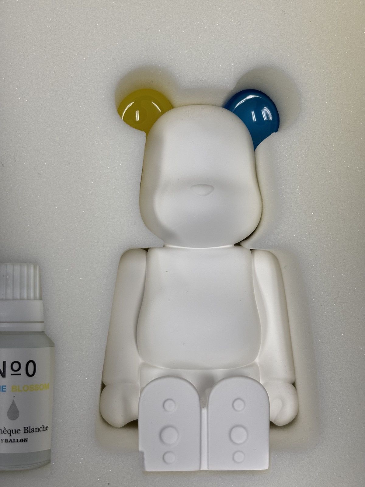 Medicom Toy Bearbrick Aroma Ornament No.0 Color-W-Double YELLOW/BLUE Size ONE SIZE - 12 Thumbnail