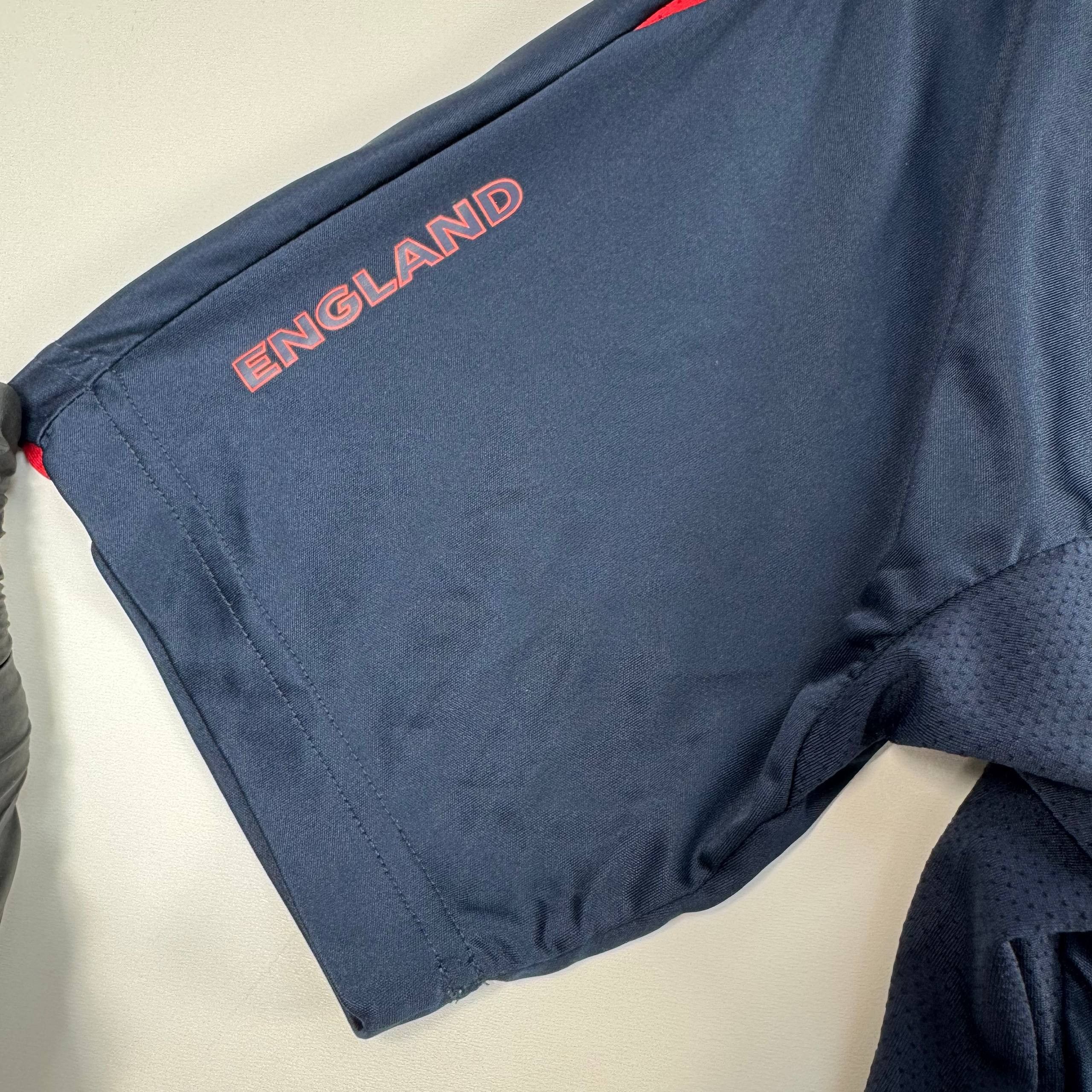 Umbro Umbro England Training Jersey 2005-06 Navy Mens Size L Size US L / EU 52-54 / 3 - 3 Thumbnail