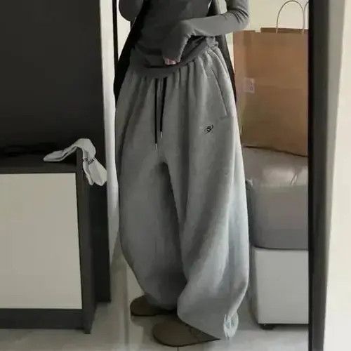 Japanese Brand Women's wide-leg sports pants Size 30" / US 8 / IT 44 - 1 Thumbnail