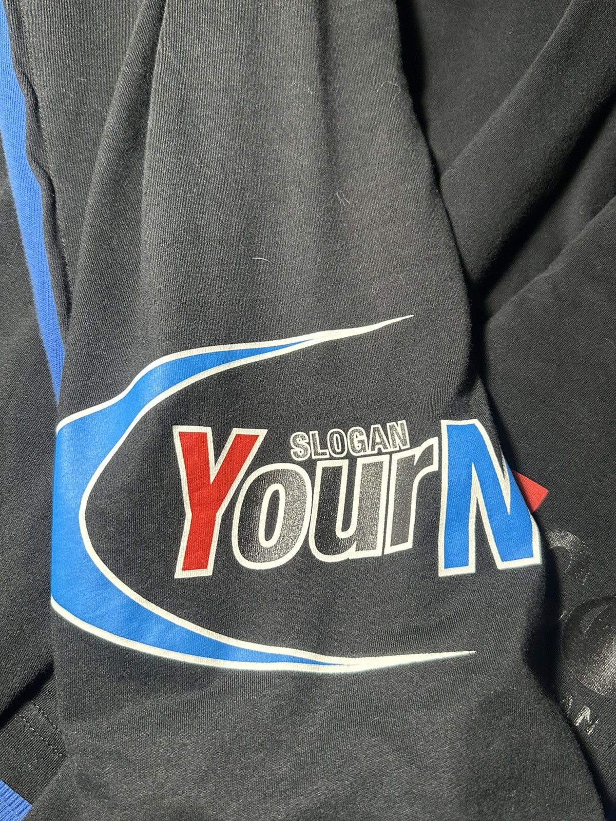 Vetements Company Name Crewneck Size US M / EU 48-50 / 2 - 5 Thumbnail