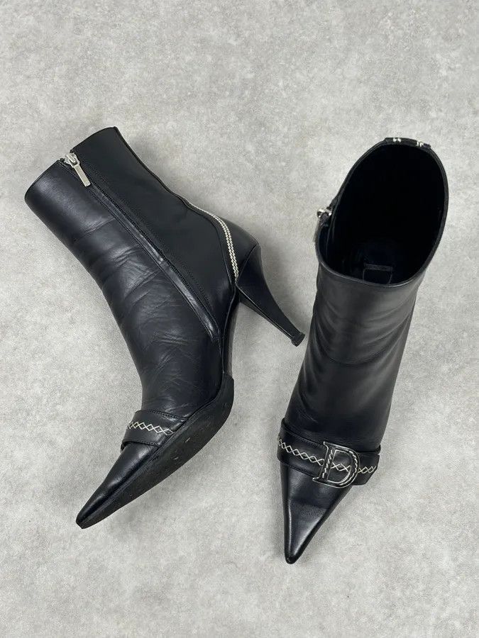 Dior FW2004 Dior Pointy D Black Leather Buckle Ankle Boots Heels by Galliano Size US 8.5 / IT 38.5 - 10 Thumbnail