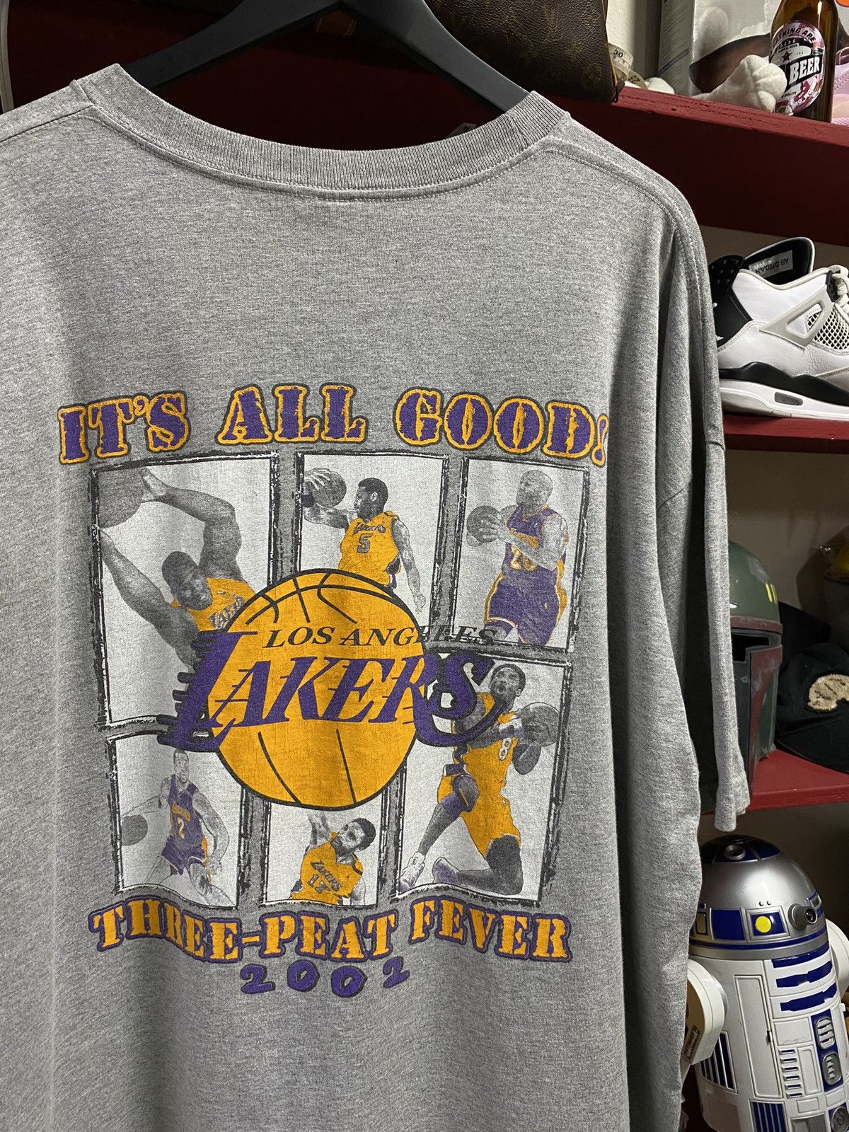 Vintage 00' Los Angeles Lakers Peat Championship Shirt 2XL