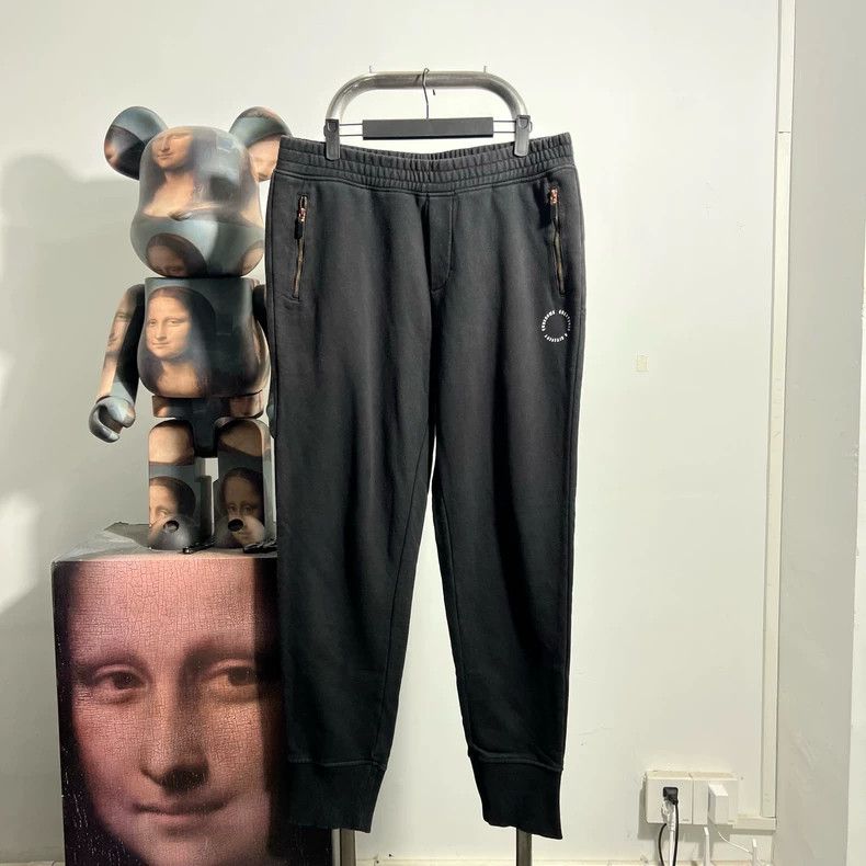 Givenchy Givenchy Circle Logo Track Pants - dmc Size US 34 / EU 50 - 1 Thumbnail