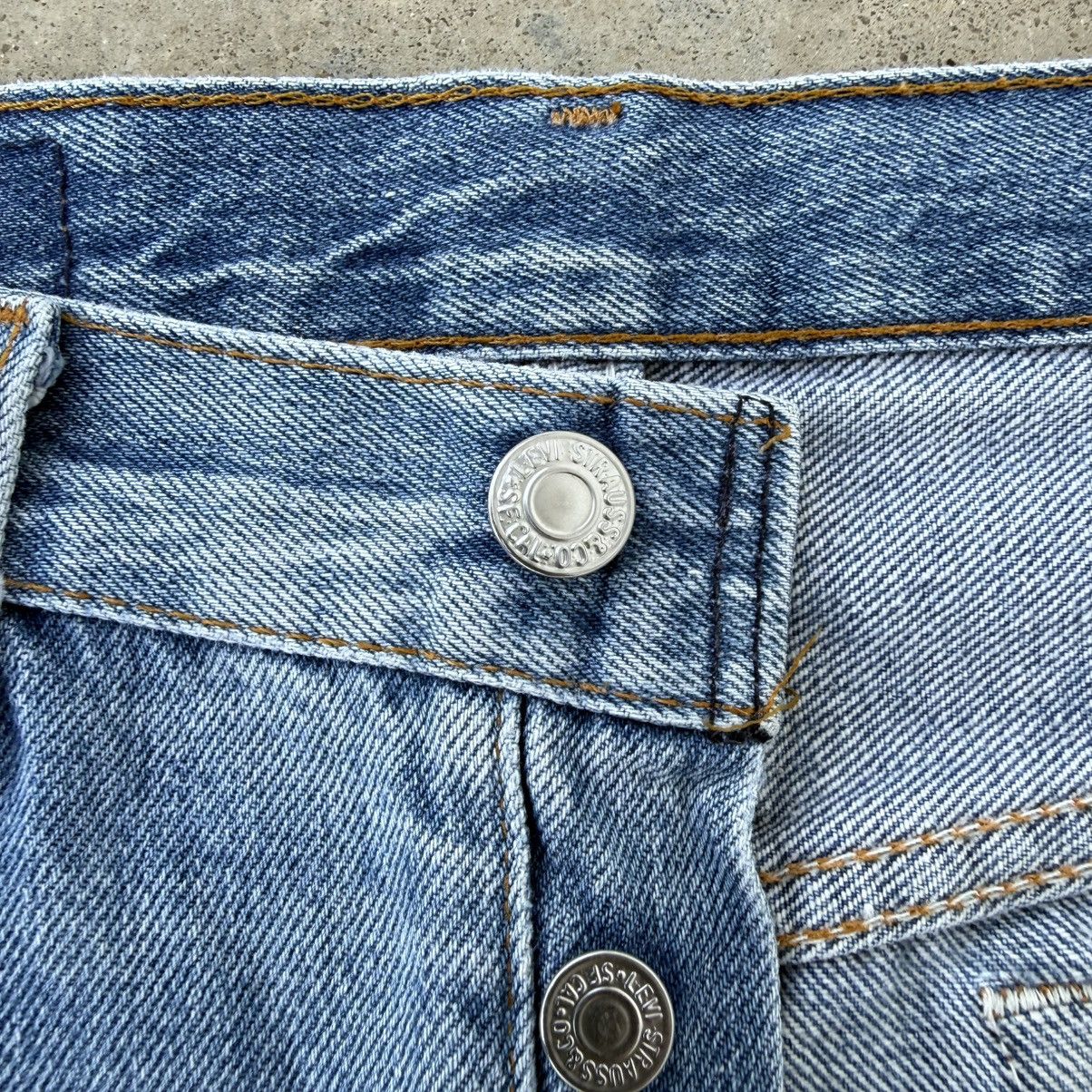 Levi's Vintage Clothing Vintage Levi's 501 USA Button Fly Faded Denim Jean Pants Size US 34 / EU 50 - 10 Thumbnail