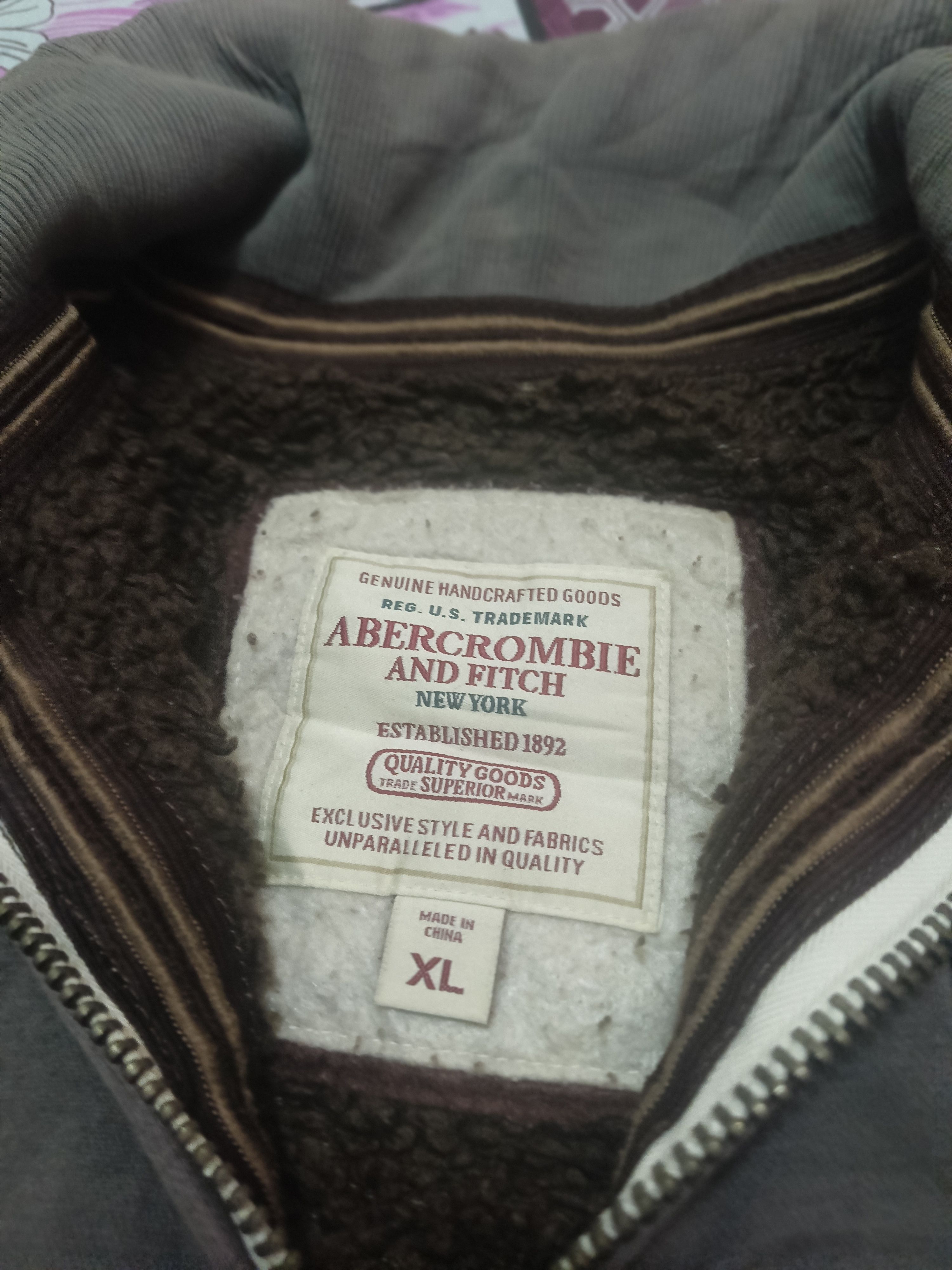 Abercrombie & Fitch × Japanese Brand Vtg Distressed thrashed abercrombie & fitch sweater Size US XL / EU 56 / 4 - 8 Thumbnail