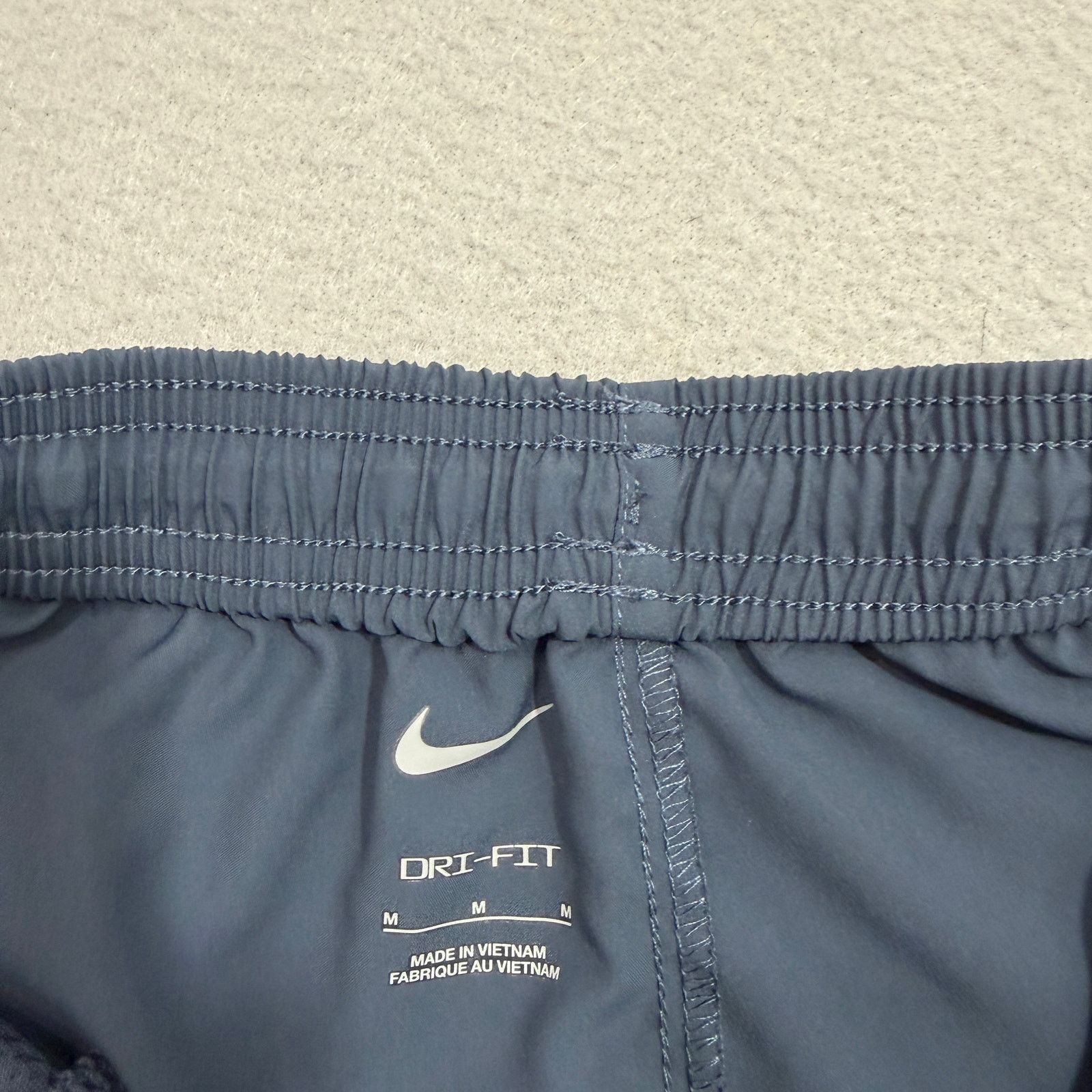 Nike Nike Woven Stripe Pants Men's Medium Blue Outdoor Running Size US 28 / EU 44 - 4 Thumbnail