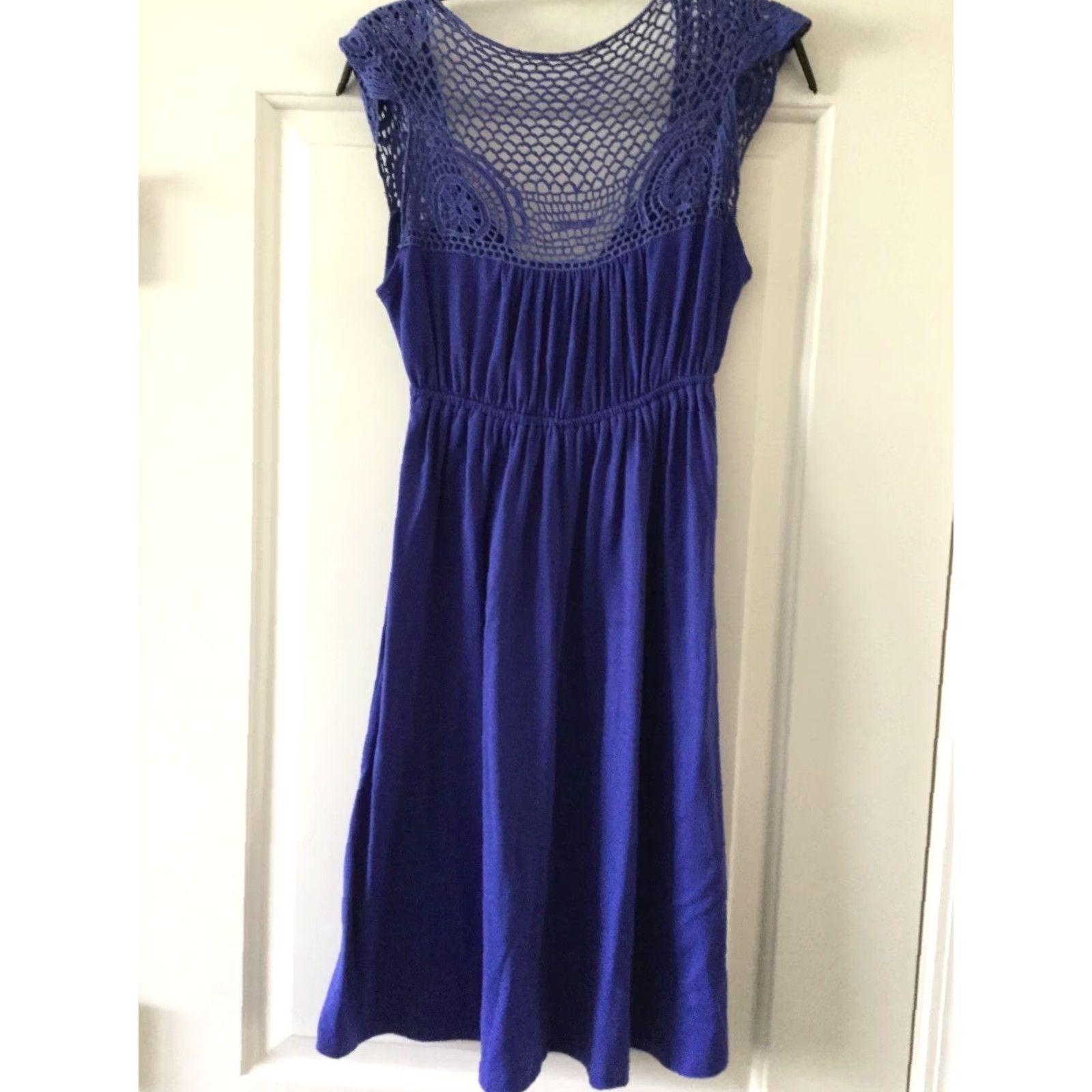 Vintage Soprano Womens Blue V-Neck Lace Accent Knee Length Dress Size Small Soprano Blue V-Neck Lace Knee Length Dress Small Womens Size S / US 4 / IT 40 - 3 Thumbnail