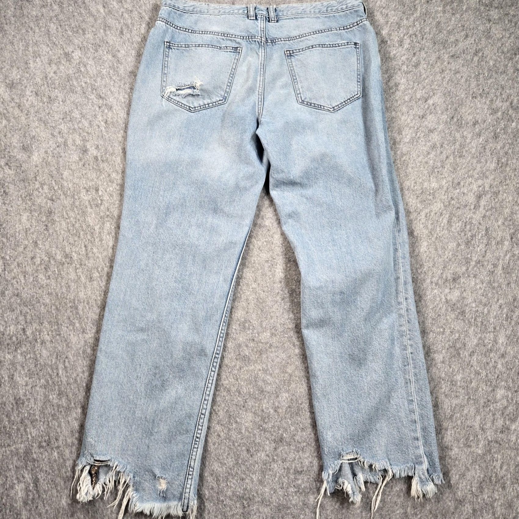 Vintage We The Free Jeans Womens 31 Light Wash High Rise Distressed Button Fly Jeans Size 24" / US 00 / IT 34 - 3 Thumbnail