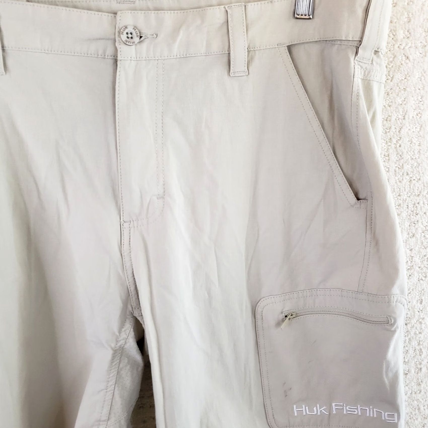 Vintage Huk Men’s XL Beige Next Level Performance Fishing Cargo Shorts Adjustable Waist Shirt? Size US 36 / EU 52 - 4 Thumbnail