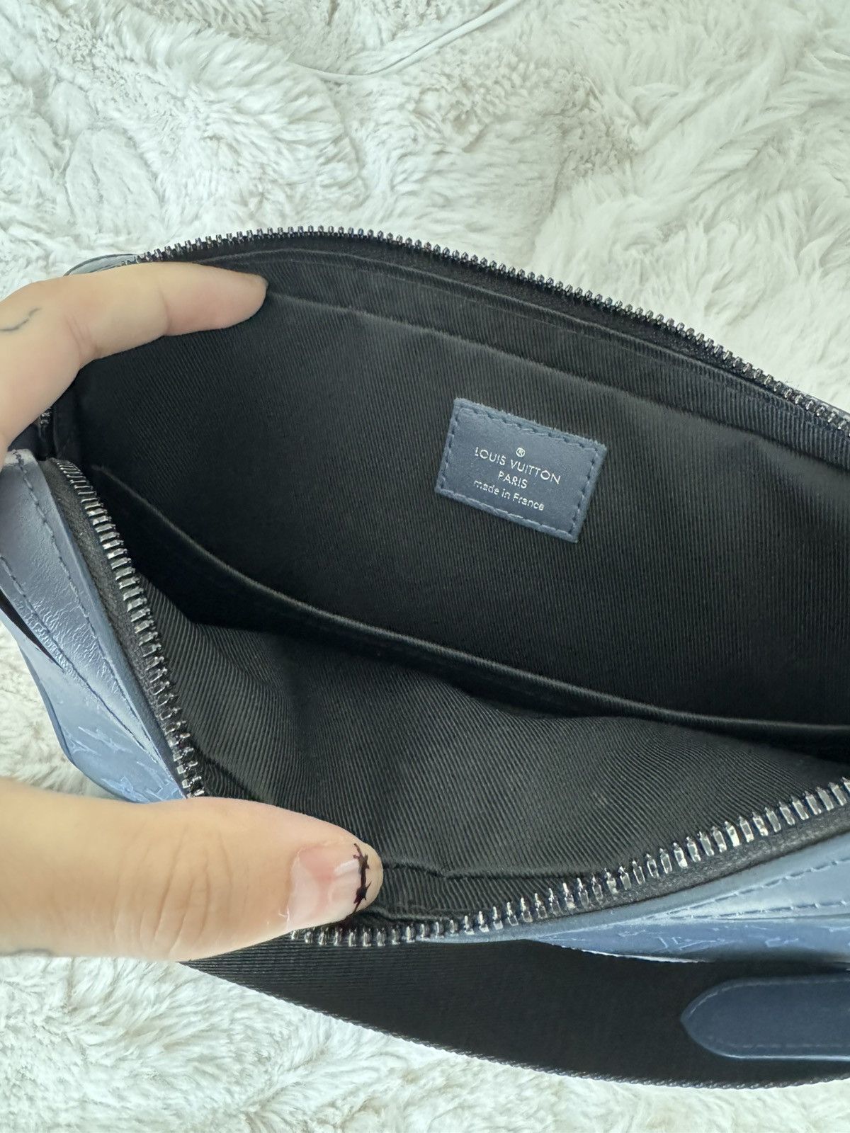 Louis Vuitton Louis Vuitton Calfskin Monogram Shadow Trio Messenger Size ONE SIZE - 3 Thumbnail