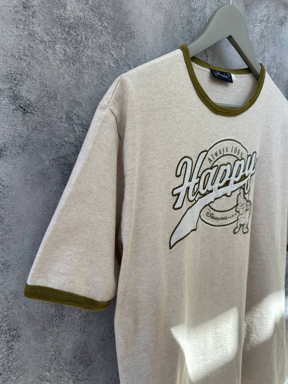 Disney Disneyland Paris Happy Vintage T-Shirt Beige Seven Dwarfs Size US L / EU 52-54 / 3 - 4 Thumbnail