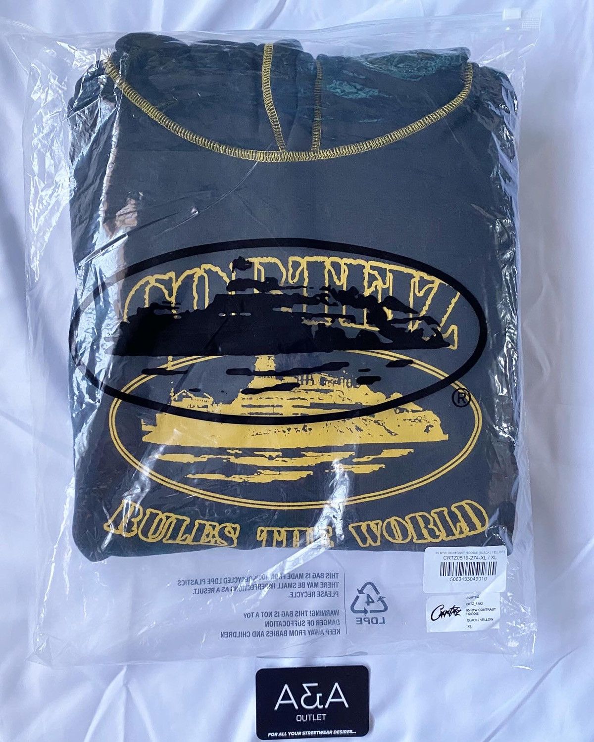 Corteiz Corteiz Alcatraz Contrast Hoodie Black/ Yellow XL
