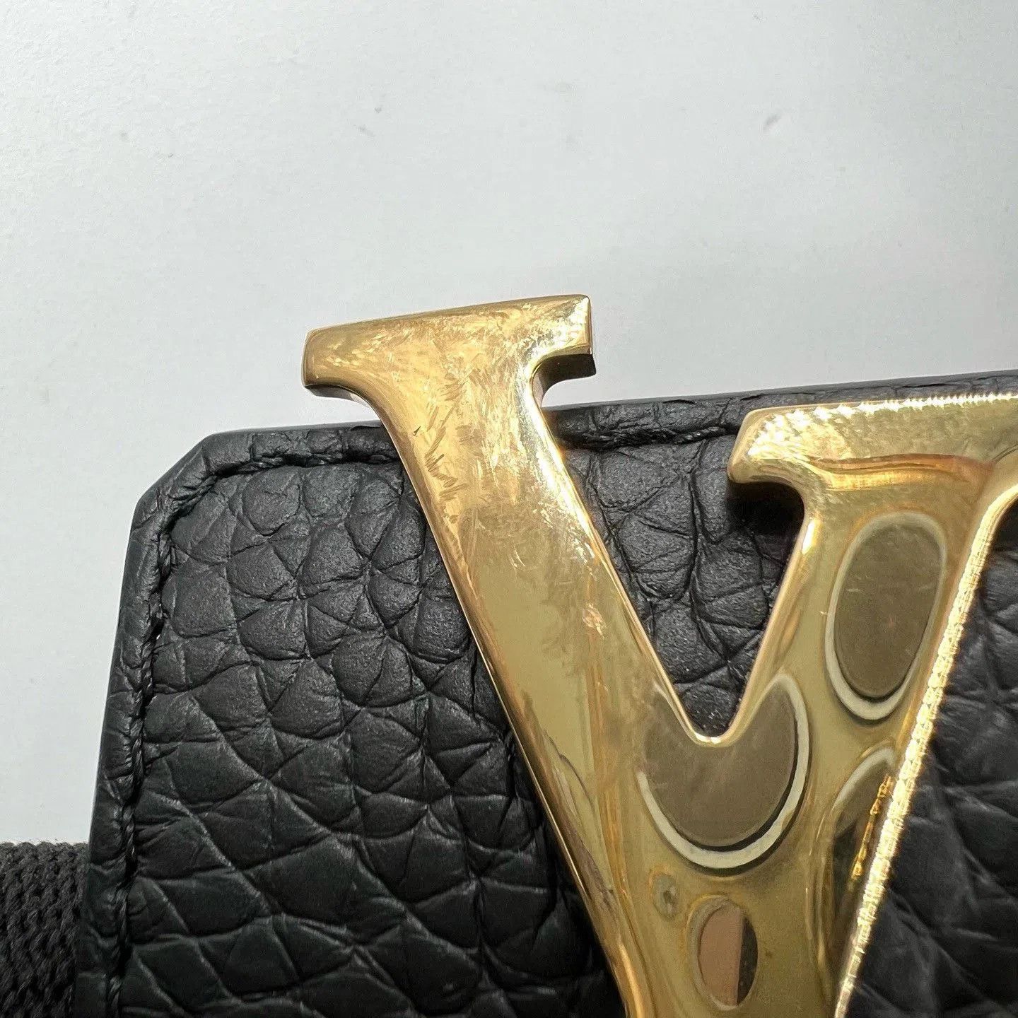 Louis Vuitton Louis Vuitton Men's Black Belt. Size ONE SIZE - 8 Thumbnail