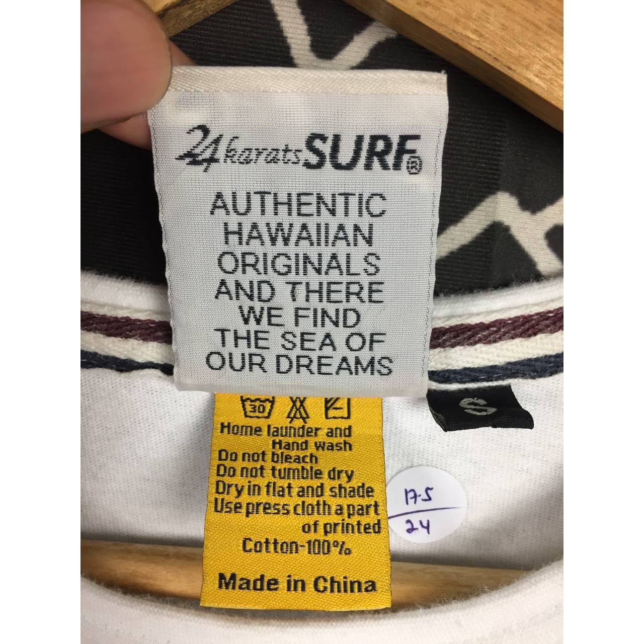 Japanese Brand 24 Karats Surf Authentic Hawaiian Originals Big Logo Tee Size US S / EU 44-46 / 1 - 14 Thumbnail