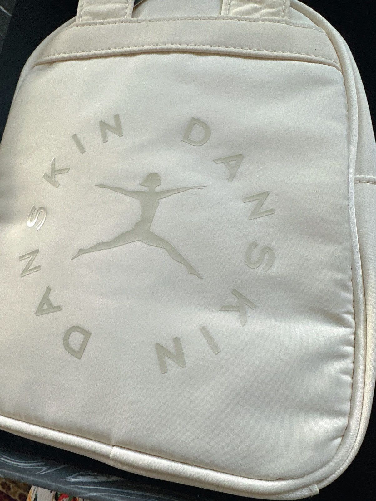 Designer $60 Danskin CREAM SMALL BACKPACK + CARD CASE + KEY CHAIN 3pc Size ONE SIZE - 9 Thumbnail