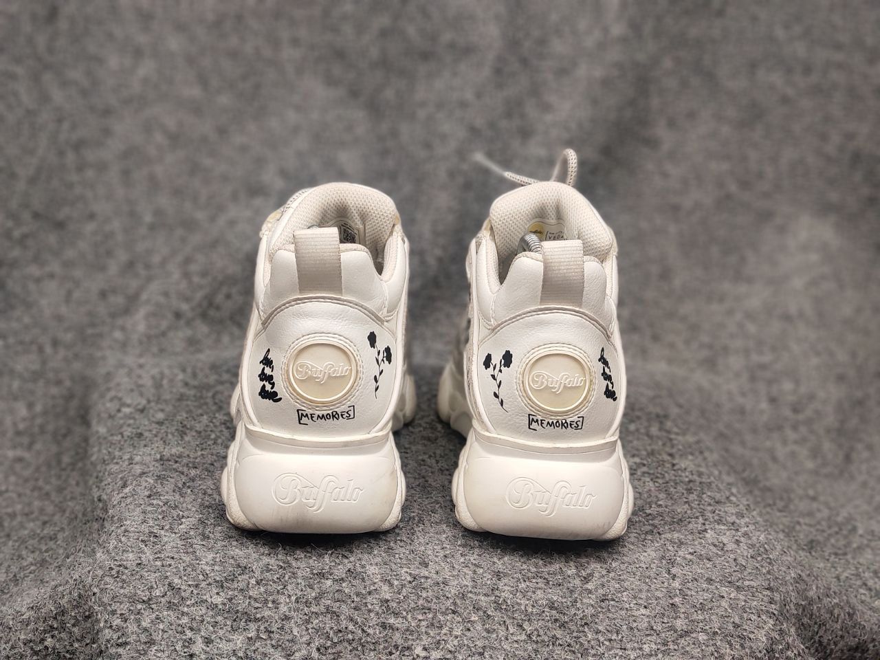 Buffalo London Buffalo Superge Cld Corin Oversized Paint Logo Sneakers Size US 6.5 / IT 36.5 - 12 Thumbnail