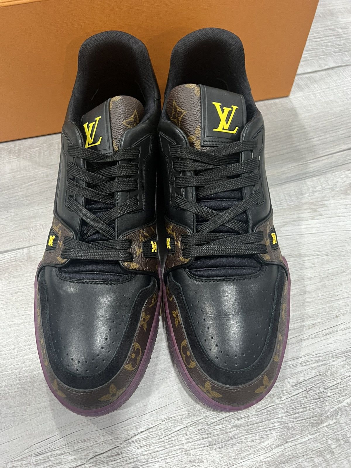 Louis Vuitton Louis Vuitton Trainer #54 Black Purple Brown Size US 9.5 / EU 42-43 - 2 Thumbnail