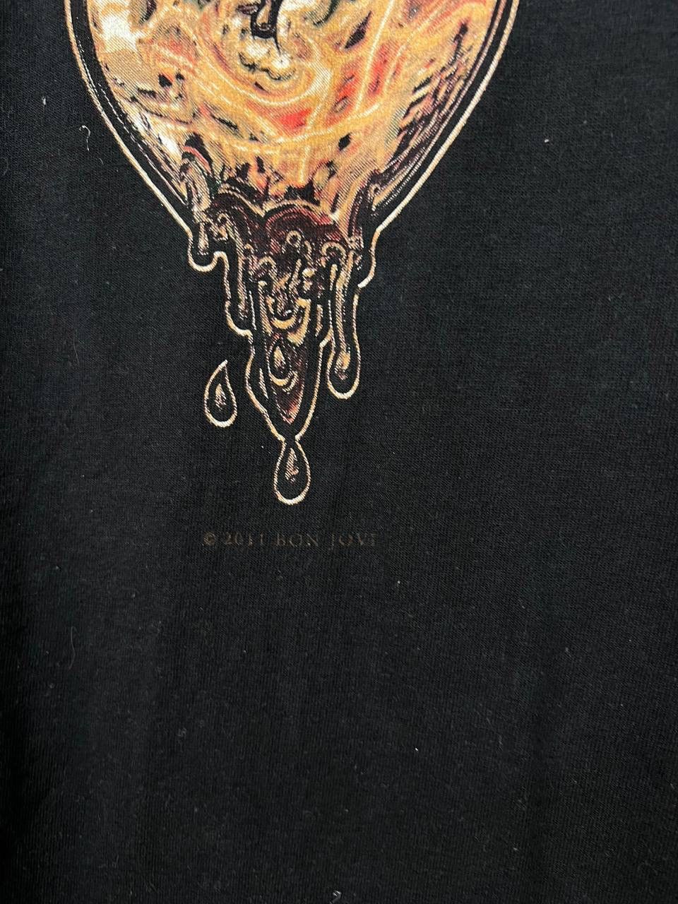 Vintage Bon Jovi 2011 tour band t-shirts size L Size US L / EU 52-54 / 3 - 3 Thumbnail