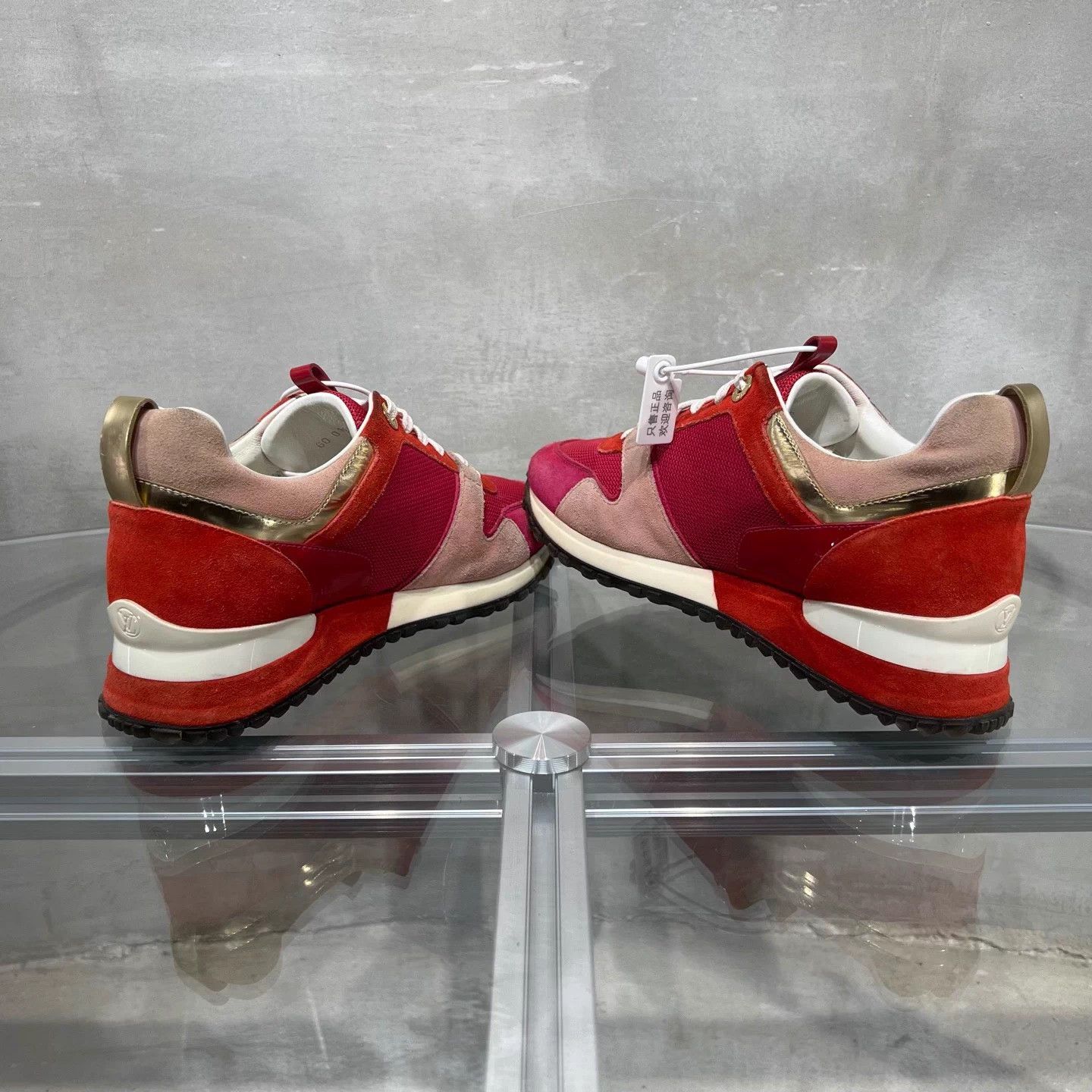 Louis Vuitton Louis Vuitton Run Away Platform Sneakers UK2/36 Size US 4.5 / IT 34.5 - 5 Thumbnail