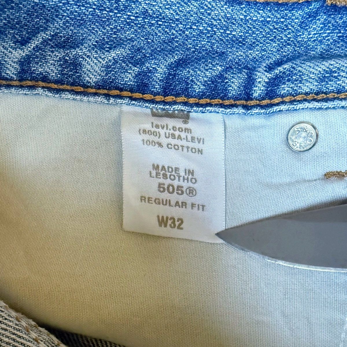Levi's Vintage Levi’s 505 Regular Fit Jean Shorts Jorts Size US 32 / EU 48 - 3 Thumbnail