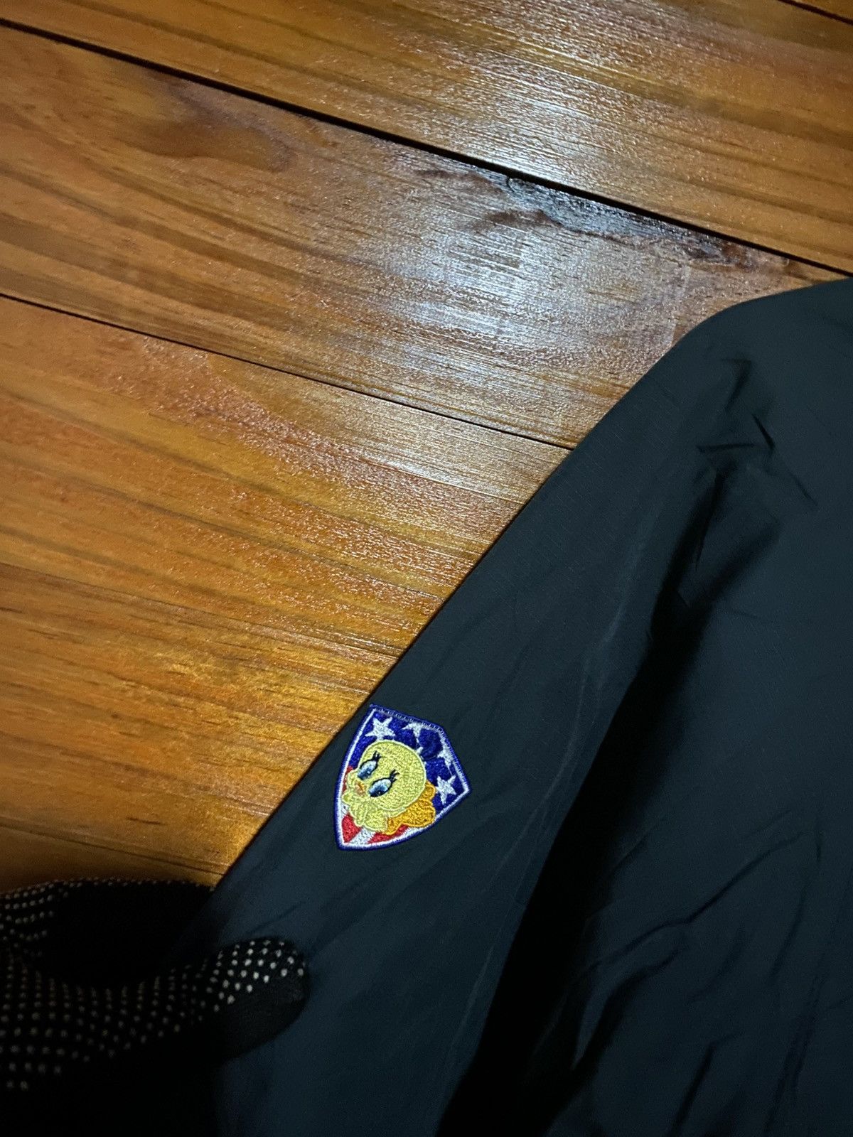Warner Bros Vintage Looney Tunes Golf Collection Tweety Windbreaker Size US M / EU 48-50 / 2 - 8 Thumbnail