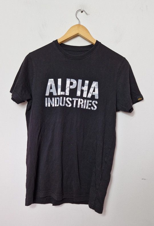 Alpha Industries Alpha Industries t-shirt Size US S / EU 44-46 / 1 - 1 Thumbnail