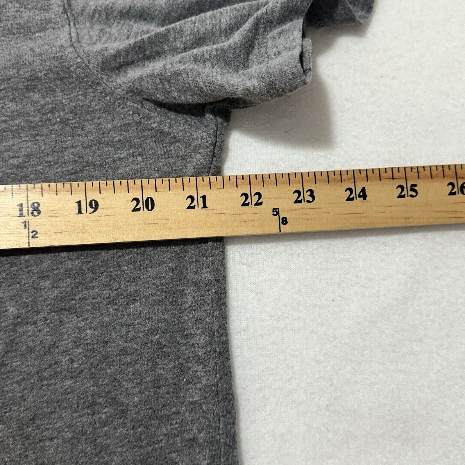 Old Navy Old Navy Medium Soft Washed Charcoal Gray V-Neck T Shirt Size US M / EU 48-50 / 2 - 5 Thumbnail