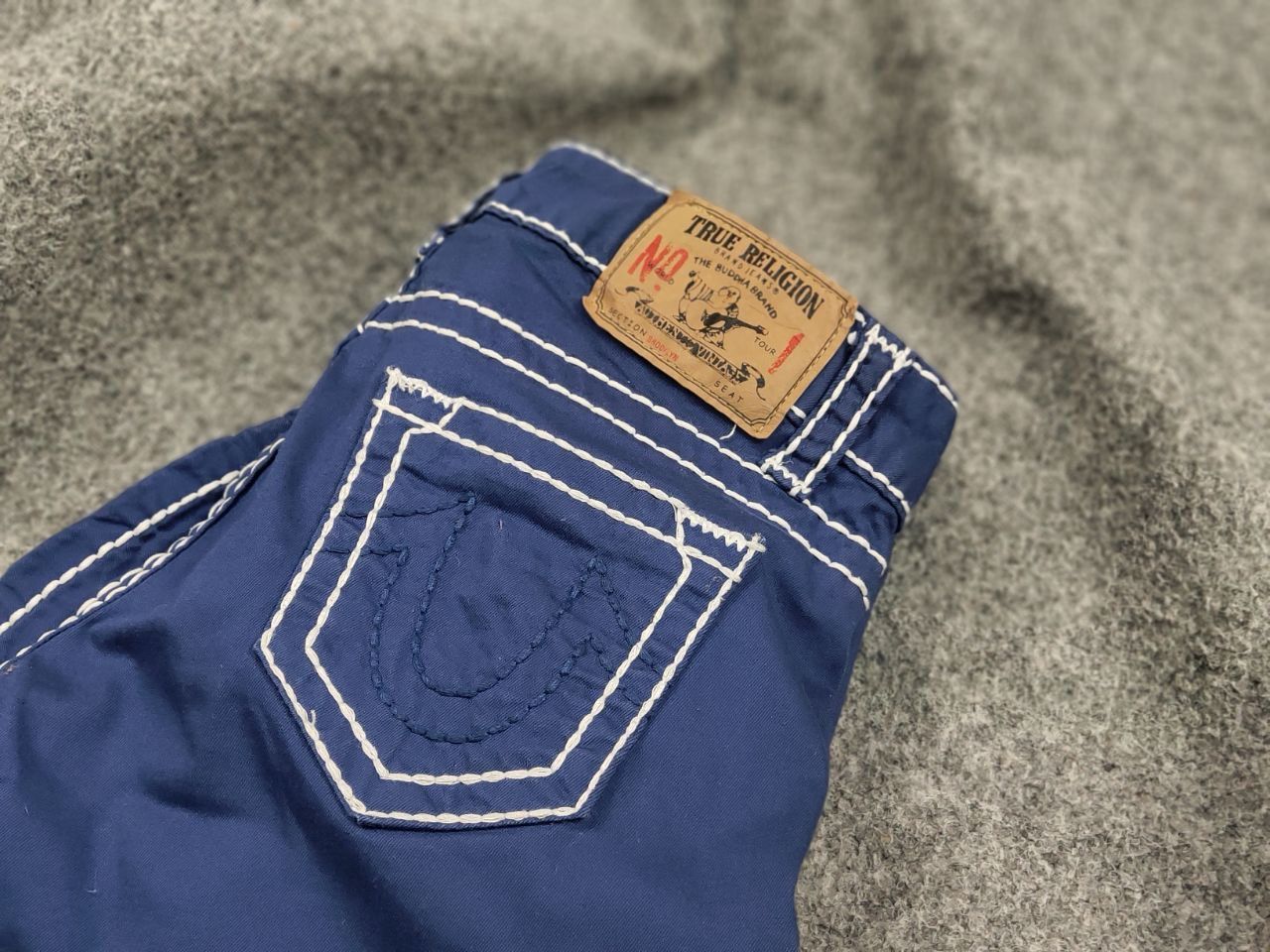 True Religion True Religion Geno Denim Slim Jeans Made in USA Y2K Style Size 28" / US 6 / IT 42 - 17 Thumbnail