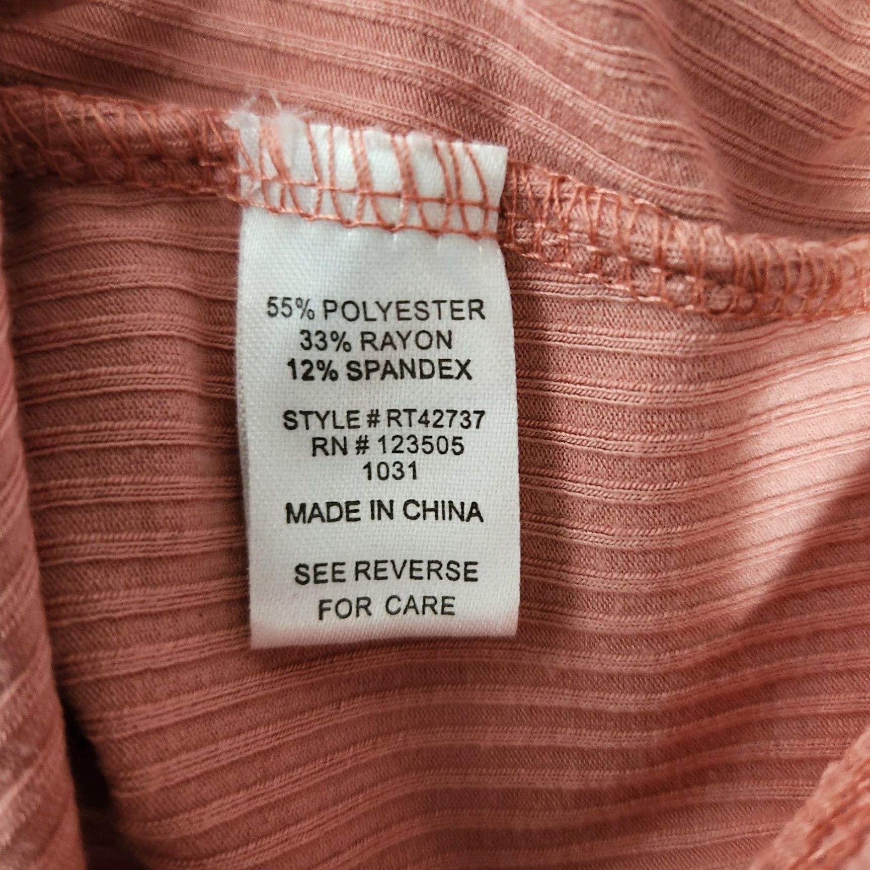 Vintage Heart Lips Womens Rose Pink Surplice Ruched Tie Bottom Ribbed Crop Top Size L Shirt Adult Womens Short Sleeve V-Neck Cropped Casual KnIT Size 36" / US 14 / IT 50 - 5 Thumbnail