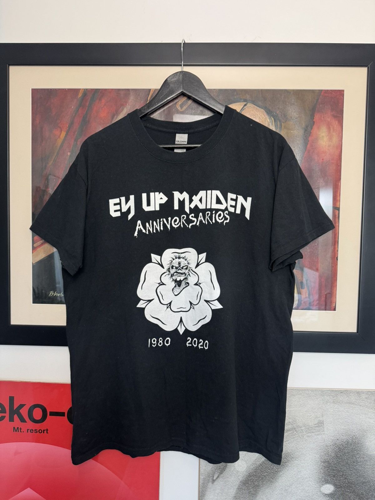 Band Tees Iron Maiden Ey Up Anniversary Band Tee Flower Logo Metal Size US L / EU 52-54 / 3 - 1 Thumbnail
