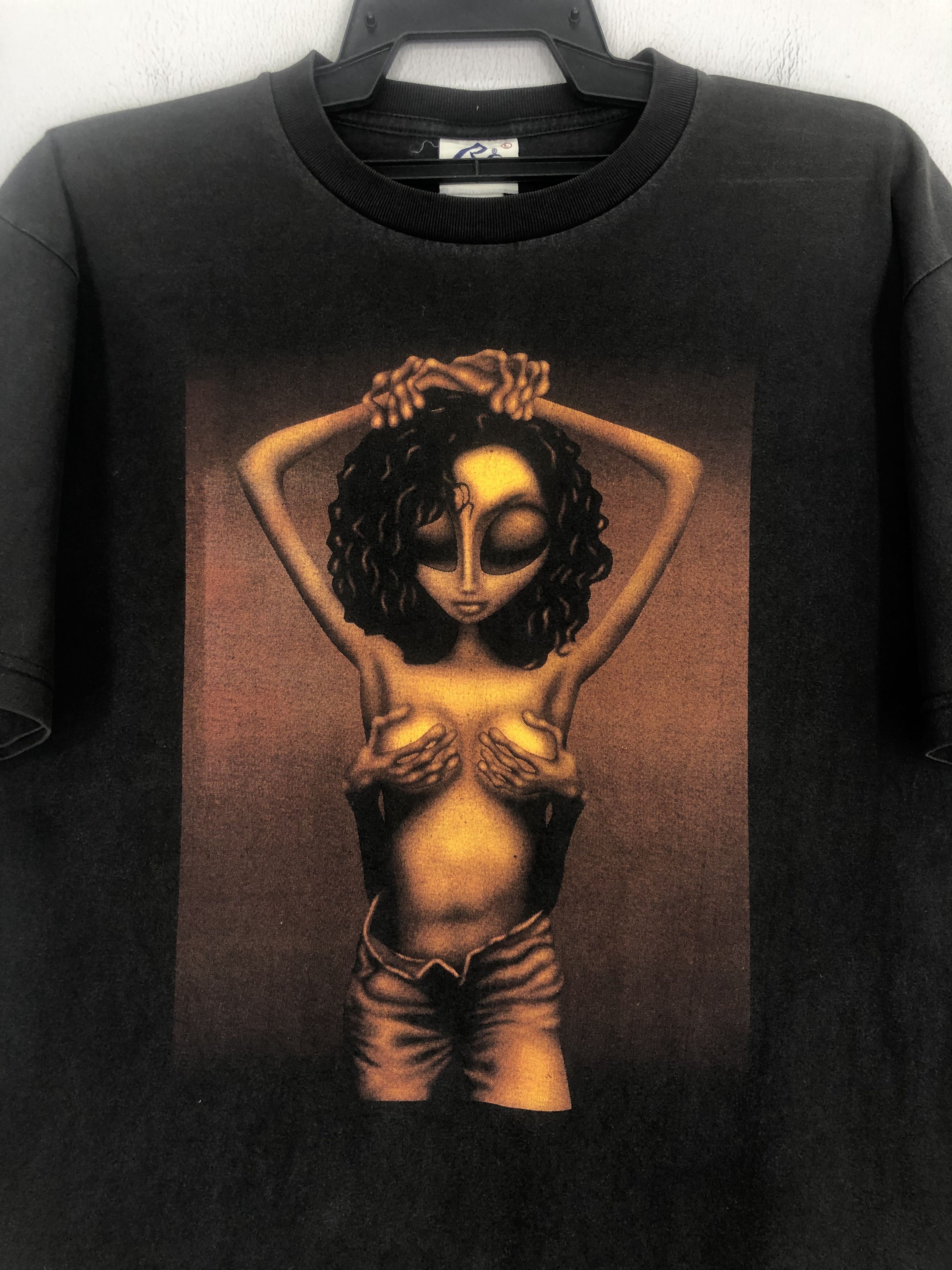 Vintage Vintage Alien Janet Jackson Parody Tee Size US L / EU 52-54 / 3 - 2 Thumbnail