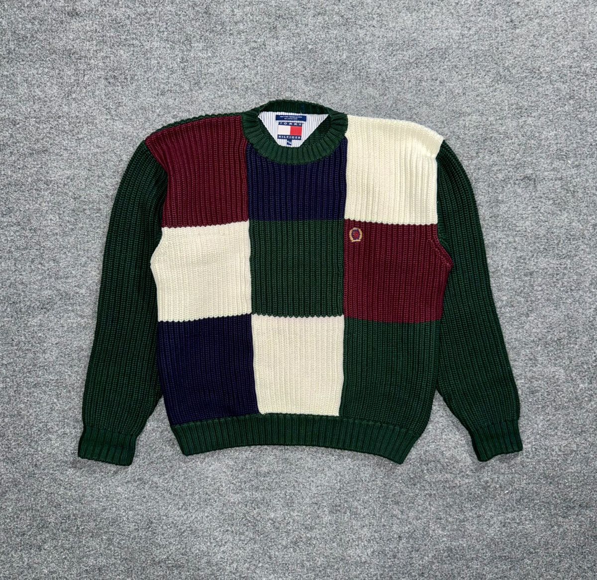 Tommy Hilfiger Vintage 90s Tommy Hilfiger Patchwork Crest Cotton Sweater Size US XL / EU 56 / 4 - 1 Thumbnail
