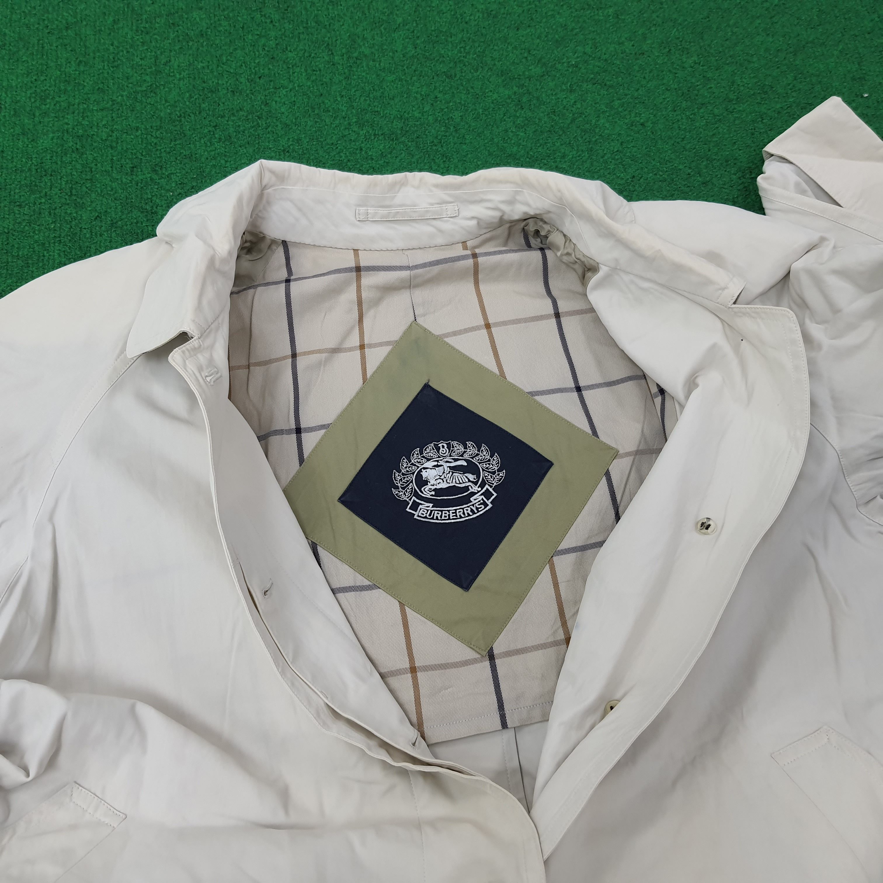 Burberry Vintage Burberrys Custom Logo Trench Jacket C246N4 Size L / US 10 / IT 46 - 4 Thumbnail