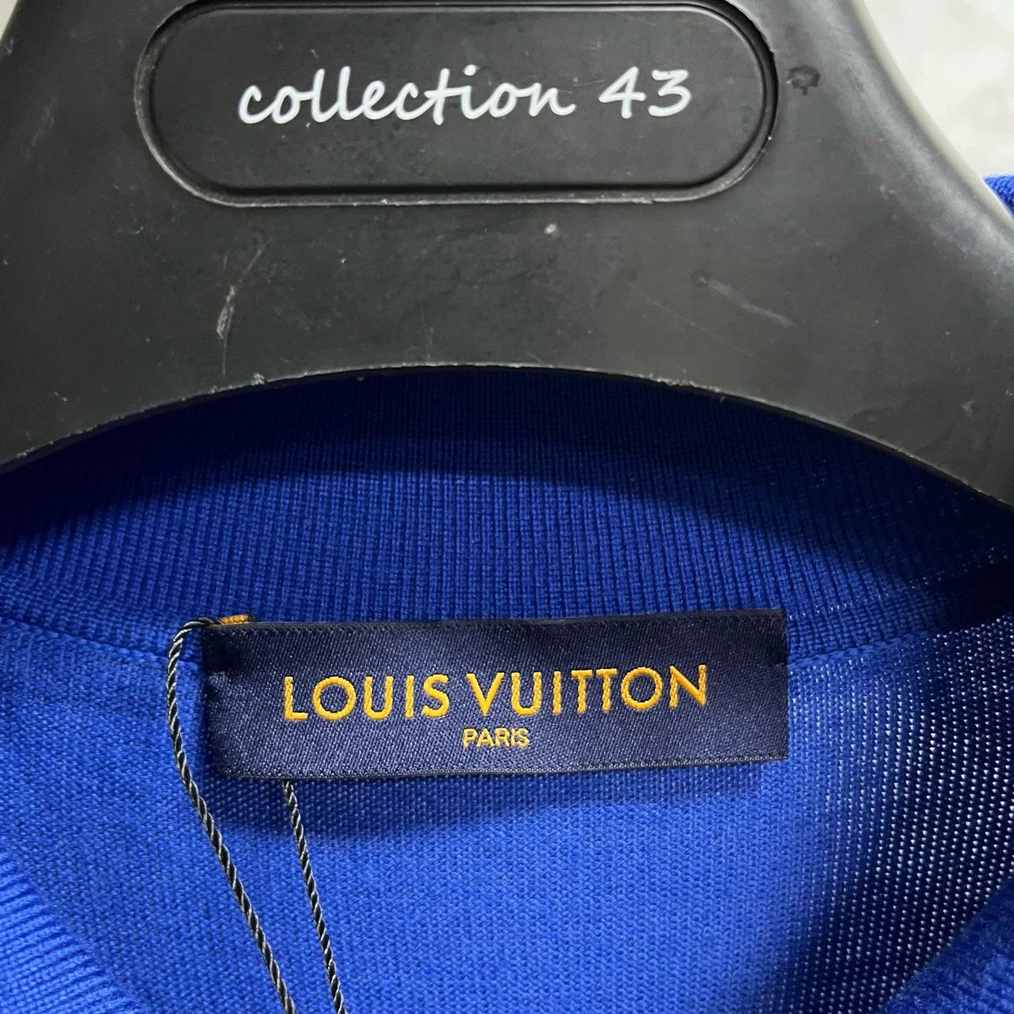 Louis Vuitton Louis Vuitton Blue White Print Polo Size US XXL / EU 58 / 5 - 2 Thumbnail