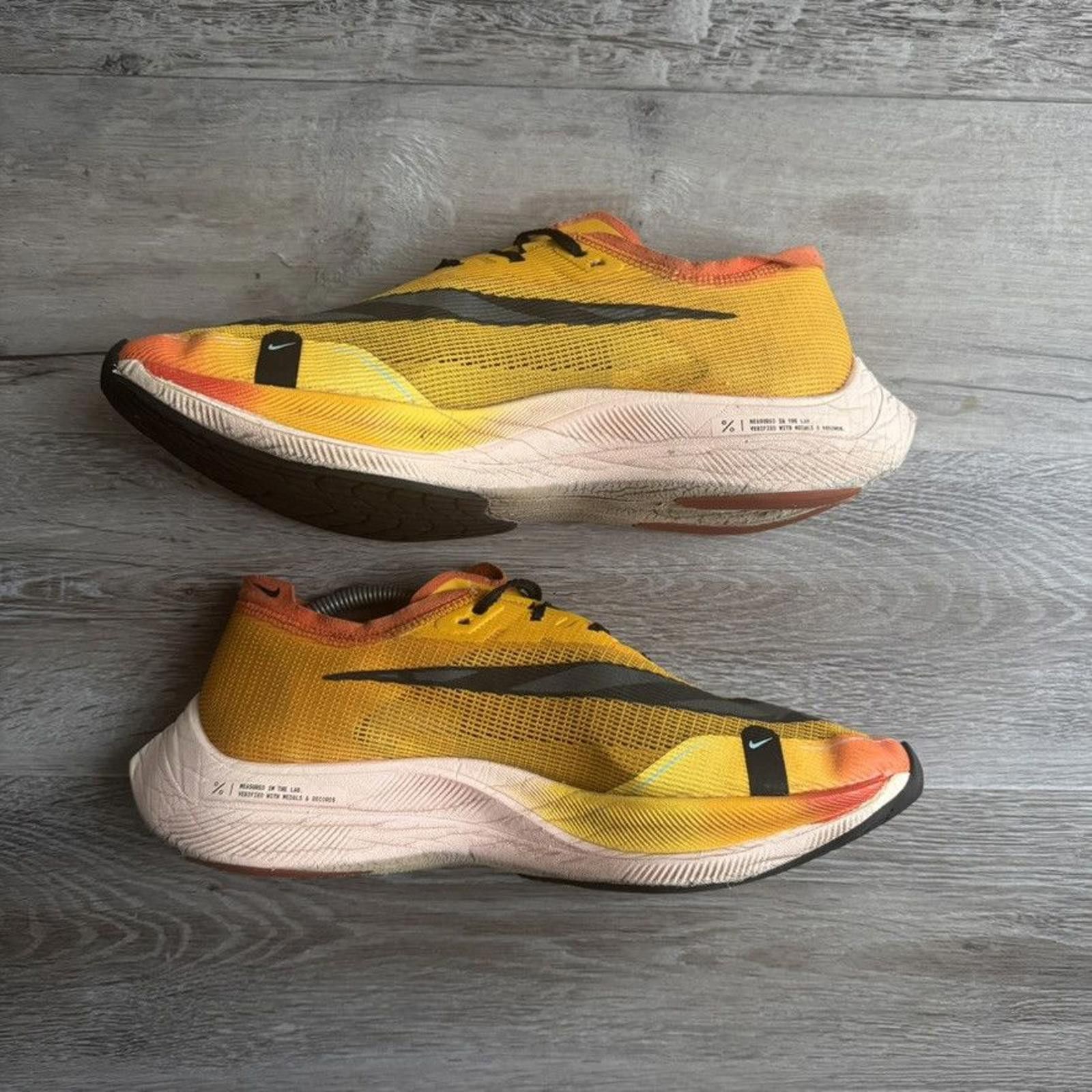 Nike NIKE • ZoomX Vaporfly Next% 2 "University Gold" (10M) Size US 10 / EU 43 - 2 Thumbnail