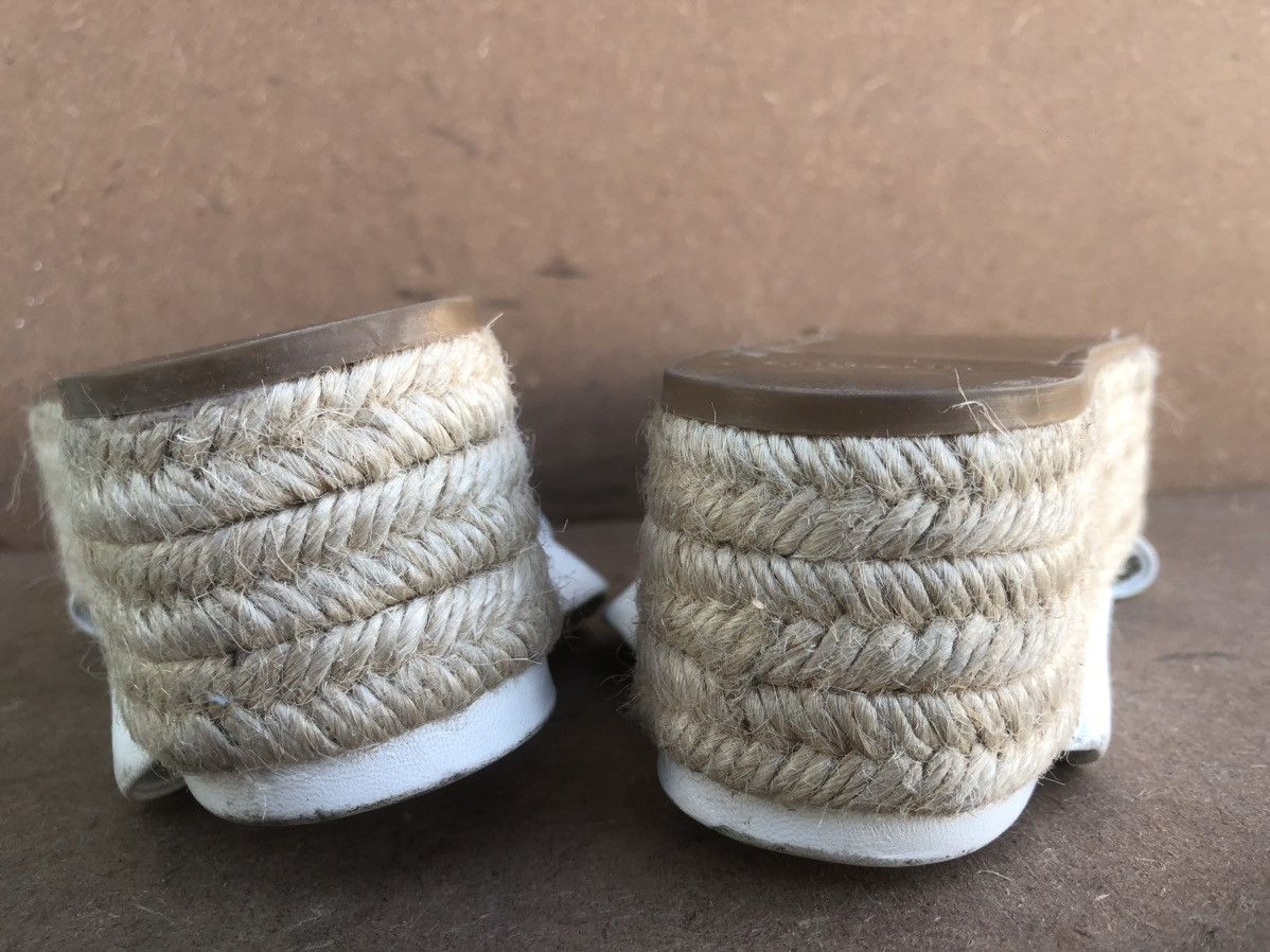 Miu Miu MIU MIU White Leather Sandels Espadrilles Size 35.5 Size US 5.5 / IT 35.5 - 16 Thumbnail