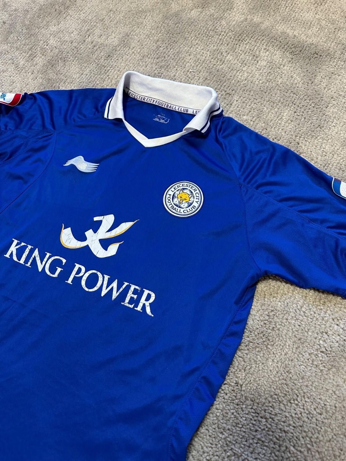 Puma Vintage LEICESTER CITY 2011/12 FOOTBALL SHIRT SOCCER JERSEY Size US M / EU 48-50 / 2 - 3 Thumbnail