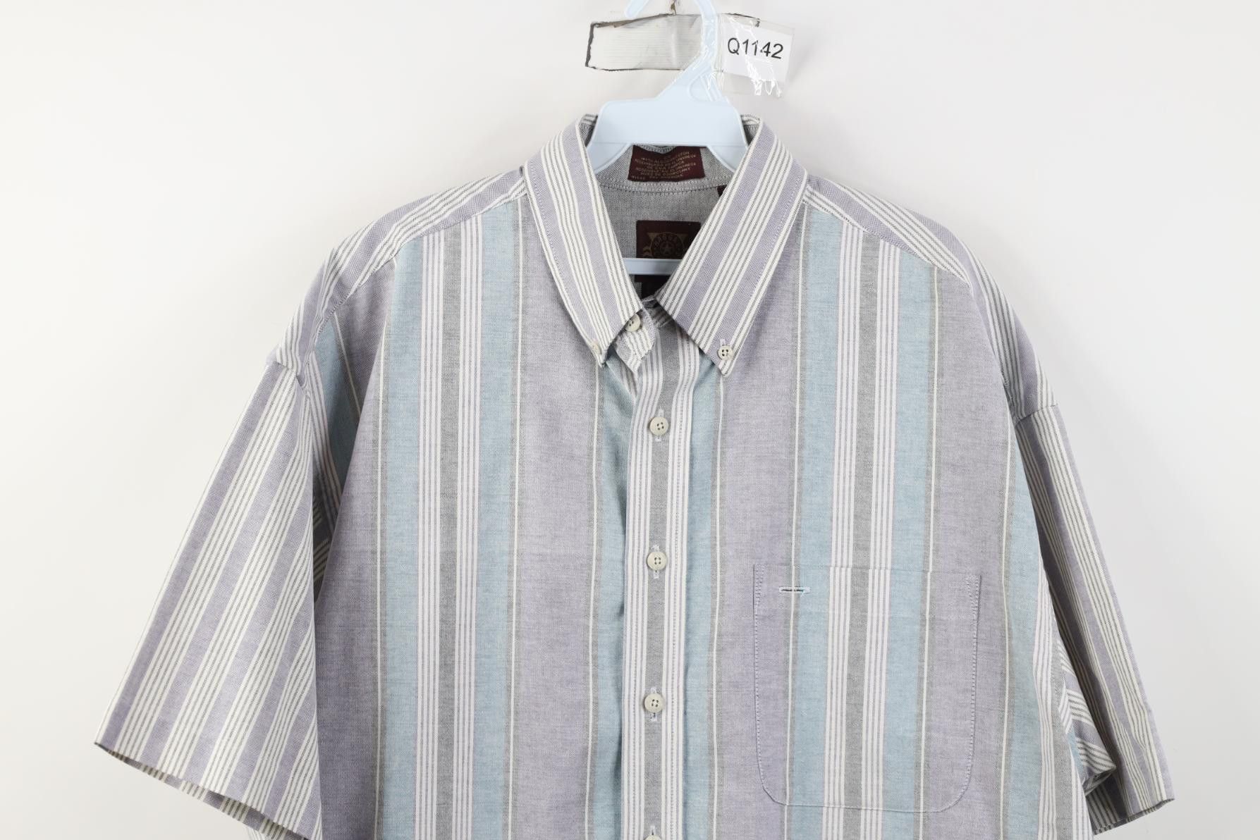 Vintage Vintage 90s Streetwear Short Sleeve Button Down Shirt Size US L / EU 52-54 / 3 - 2 Thumbnail